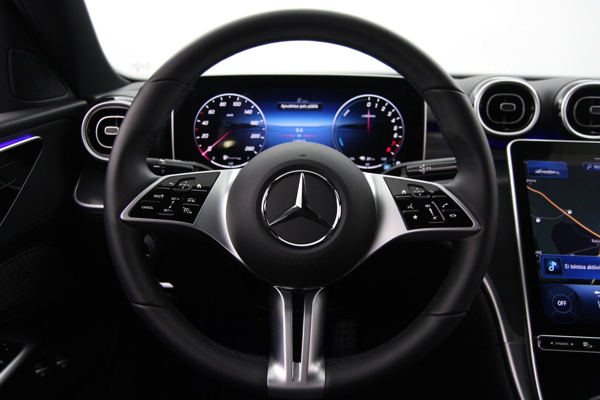 Mercedes-Benz C 2025