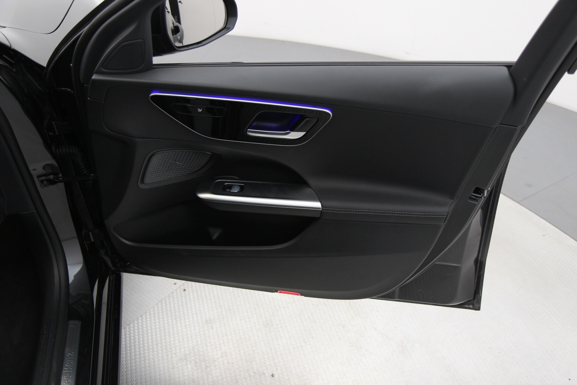 Mercedes-Benz C 2025