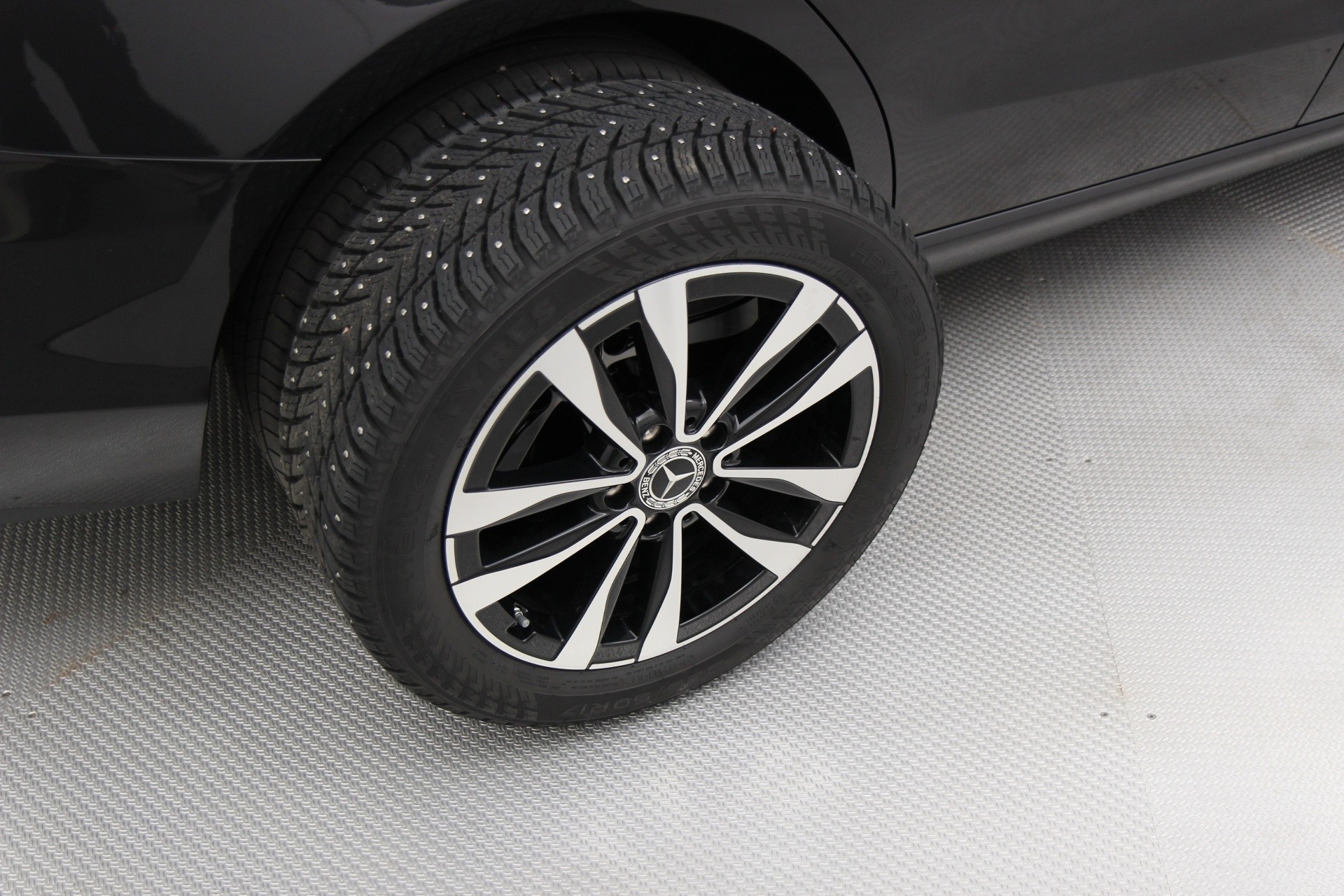 Mercedes-Benz C 2025