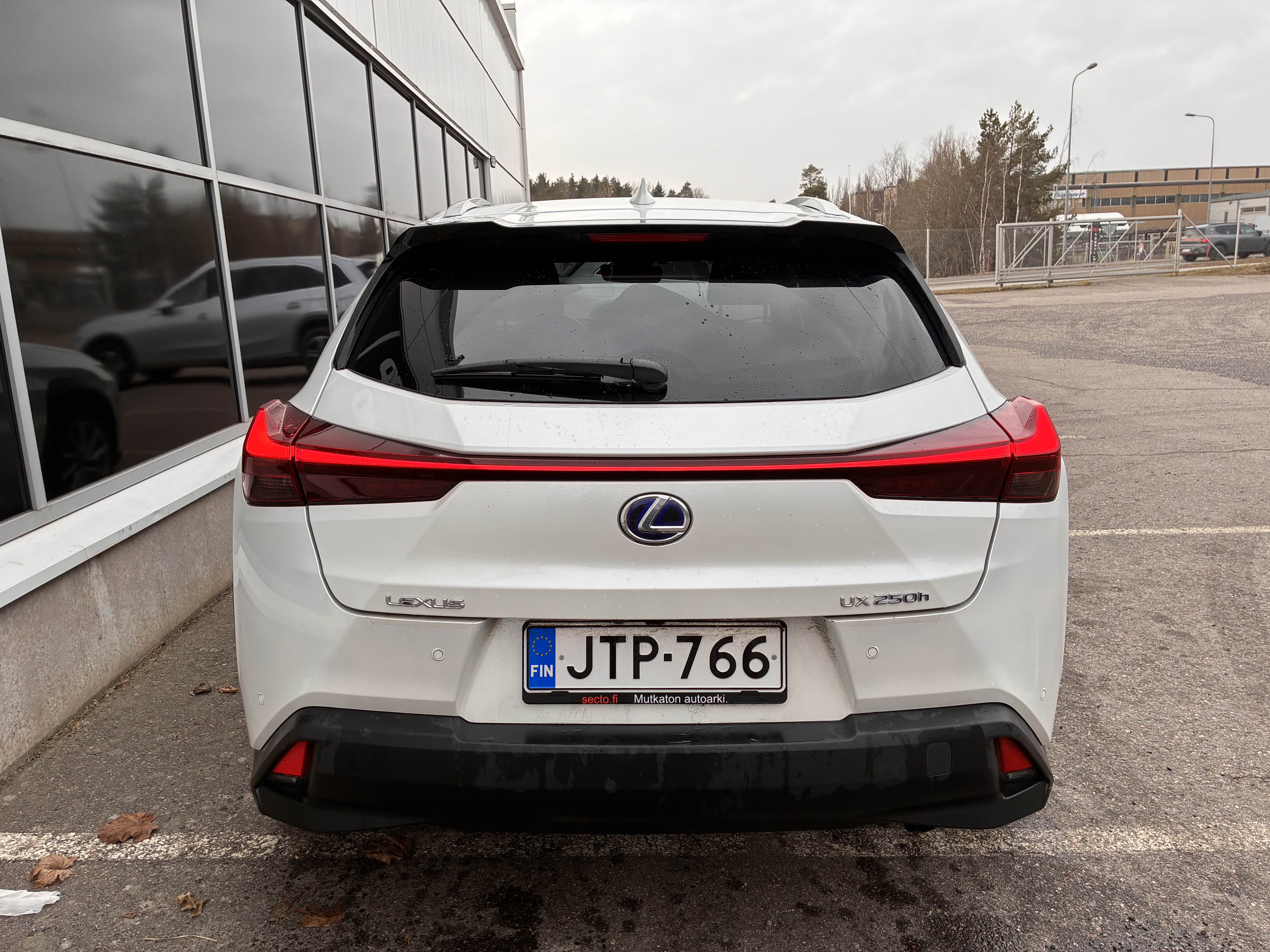 Lexus UX 2022
