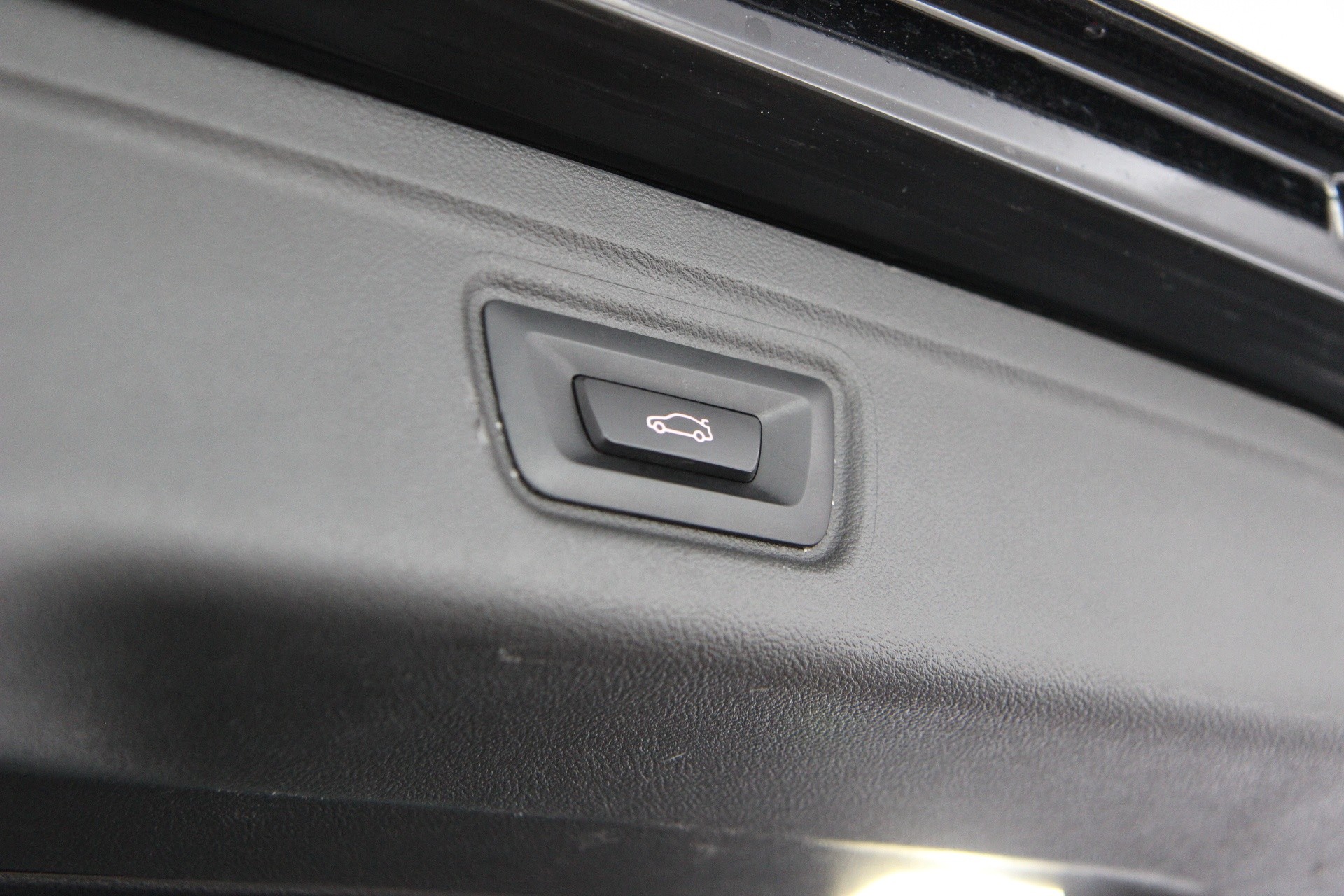 BMW 320 2023