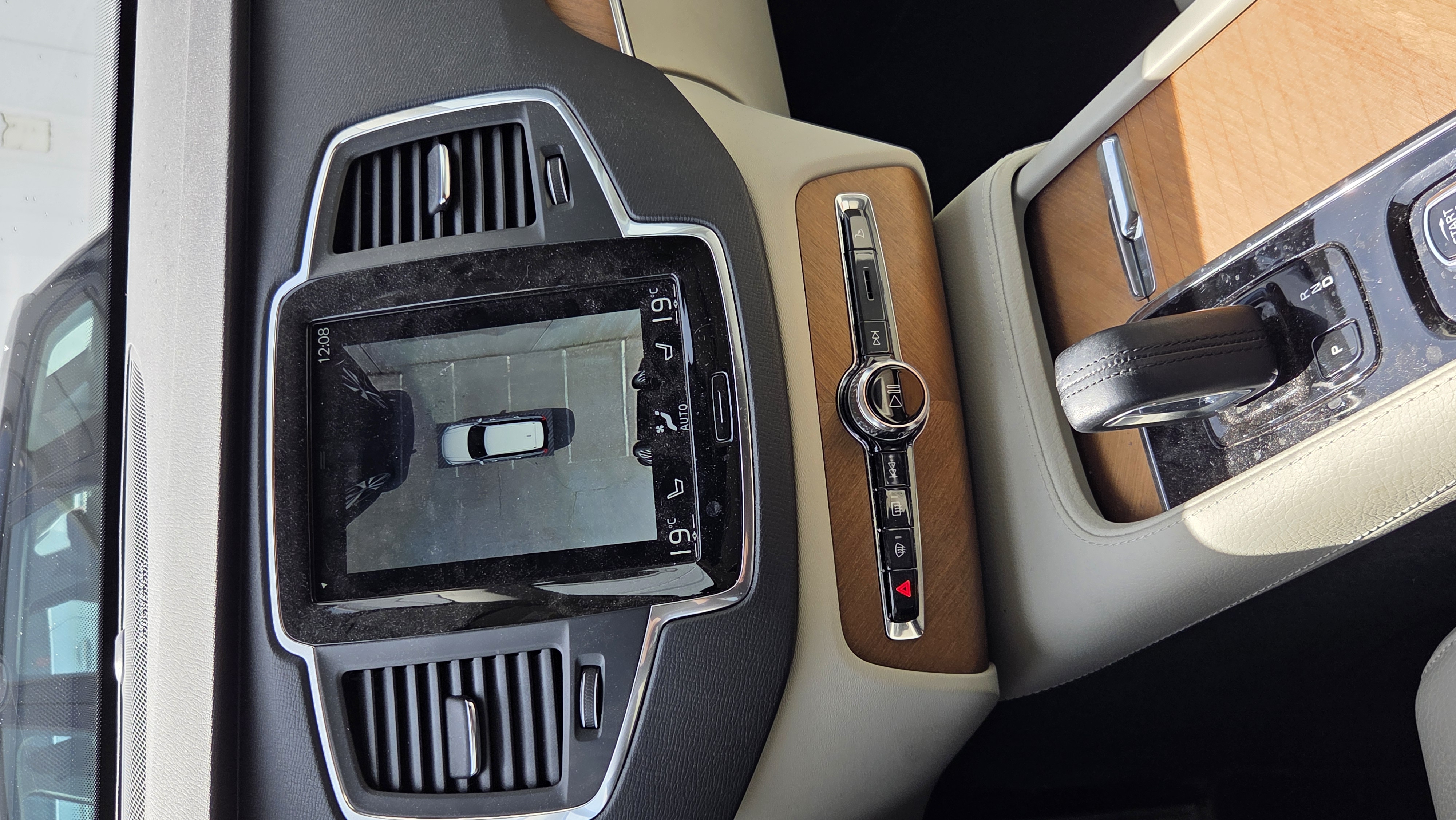 Volvo XC90 2020
