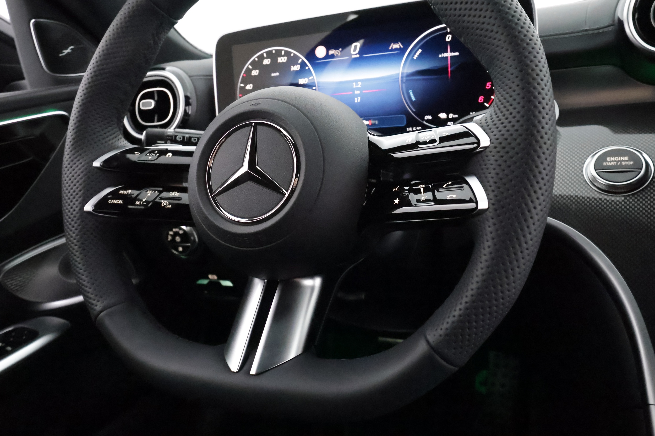 Mercedes-Benz C 2025