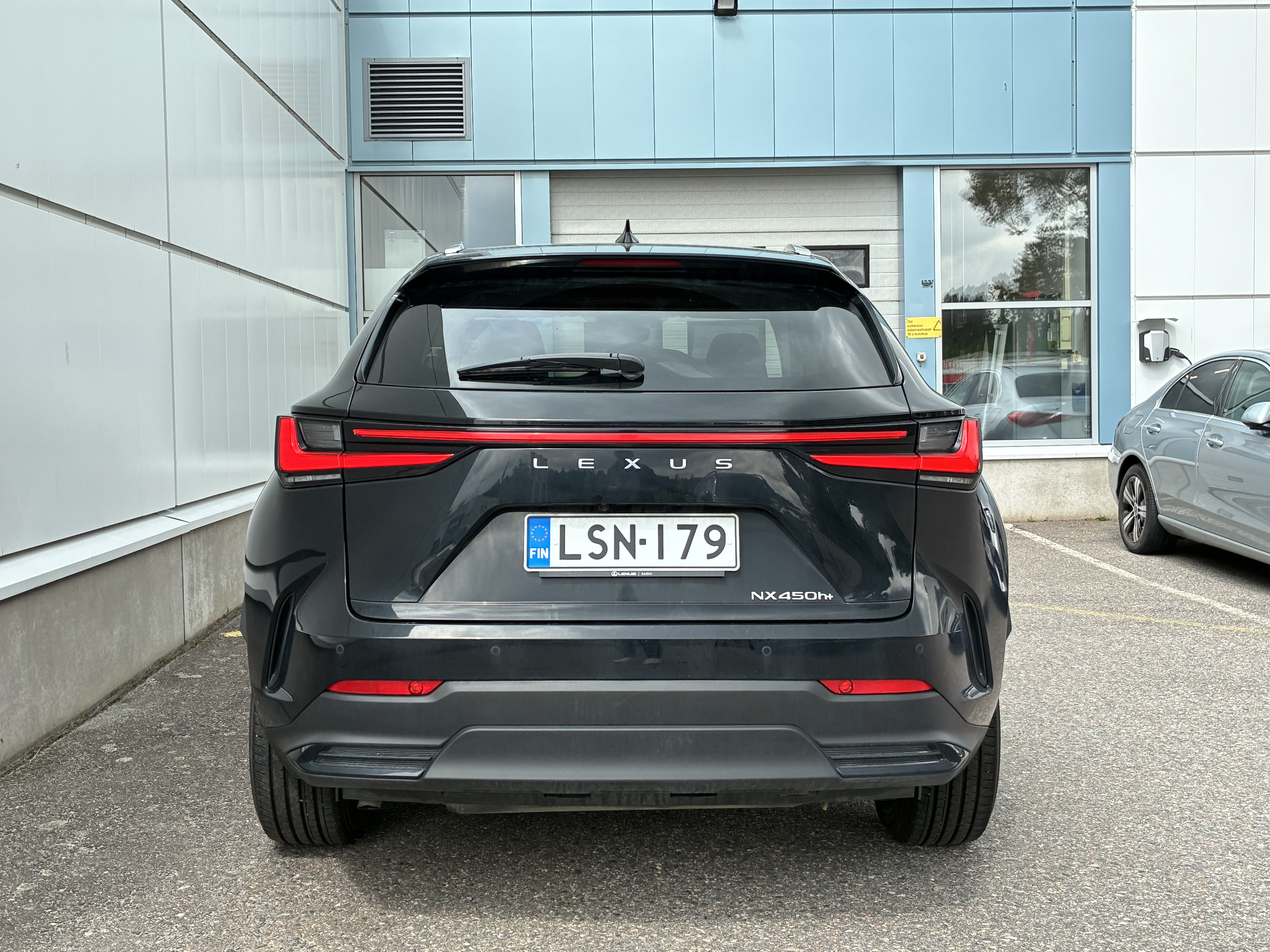 Lexus NX 2023