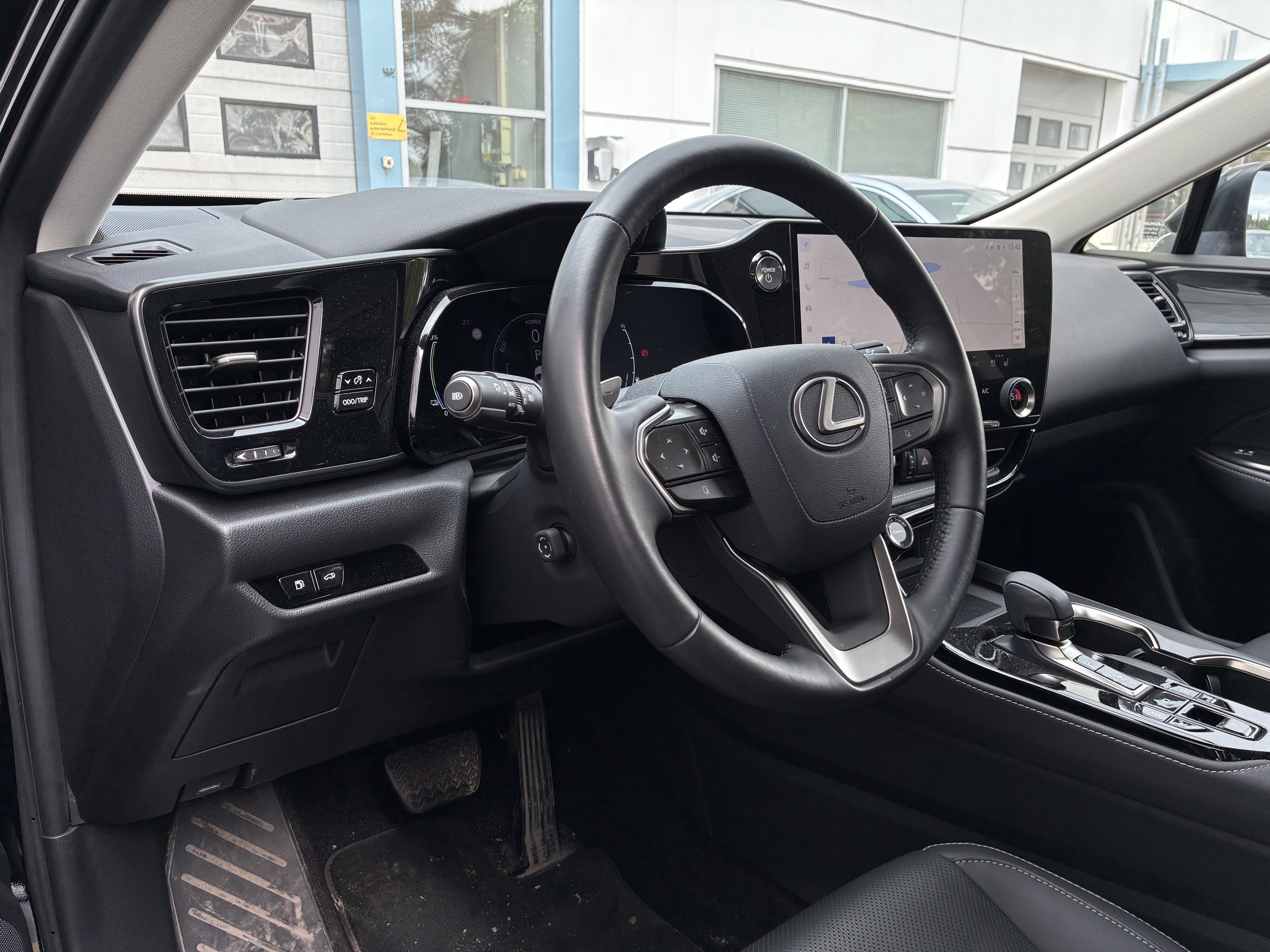 Lexus NX 2023