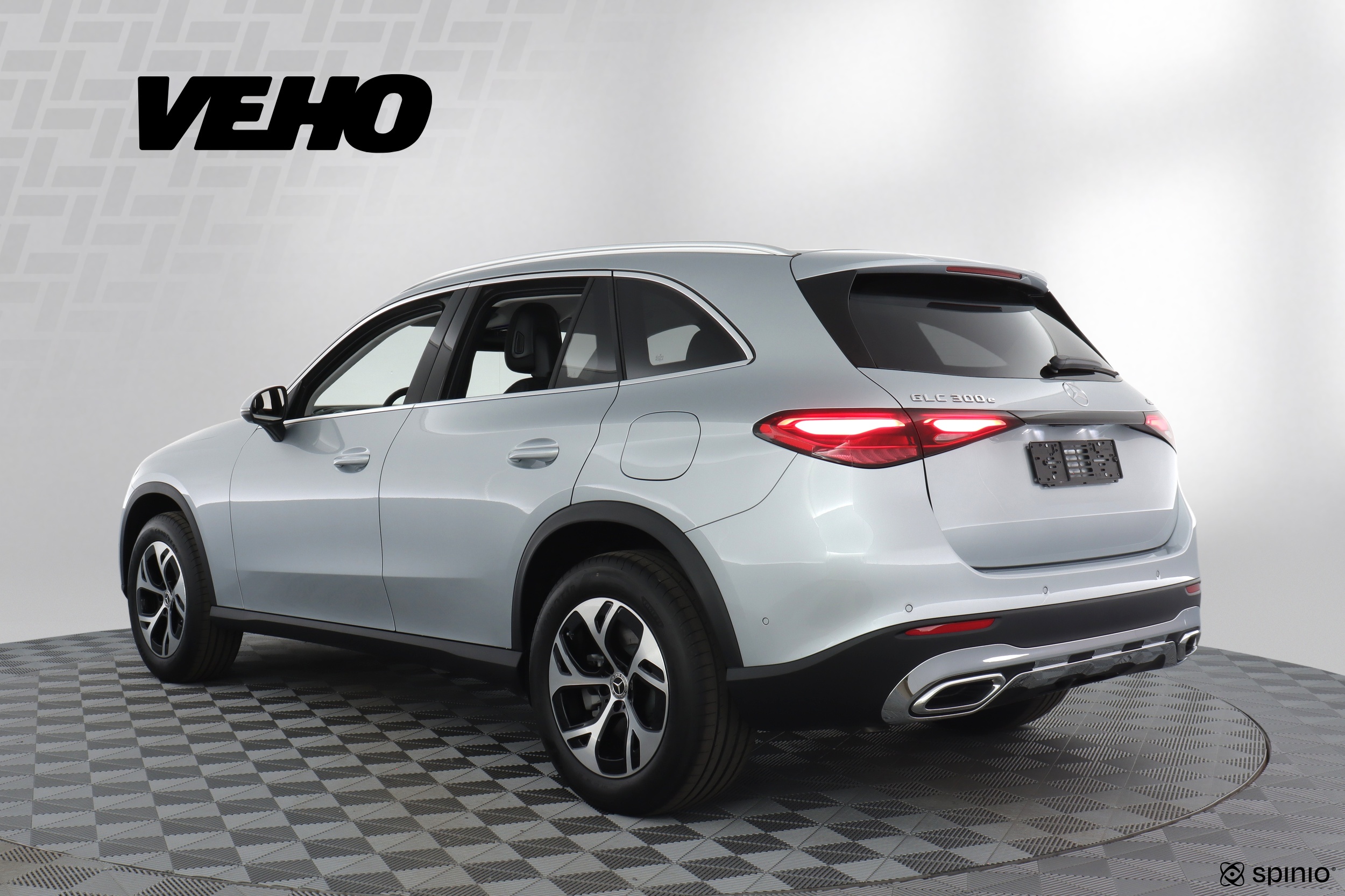 Mercedes-Benz GLC 2025