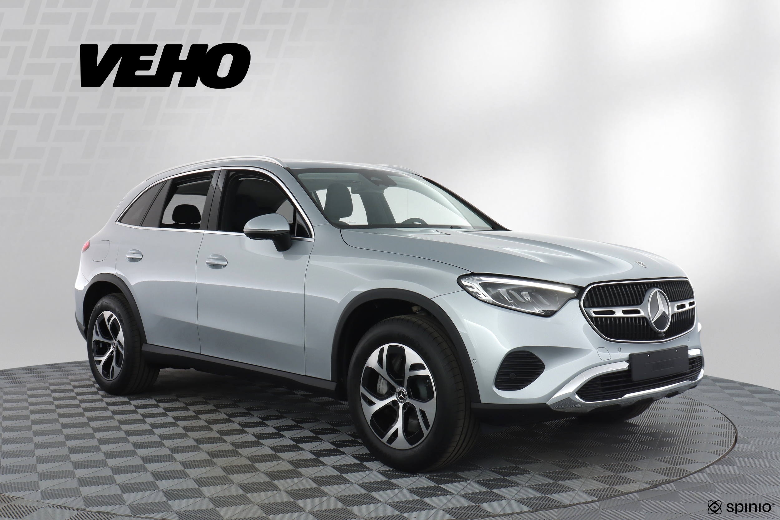 Mercedes-Benz GLC 2025