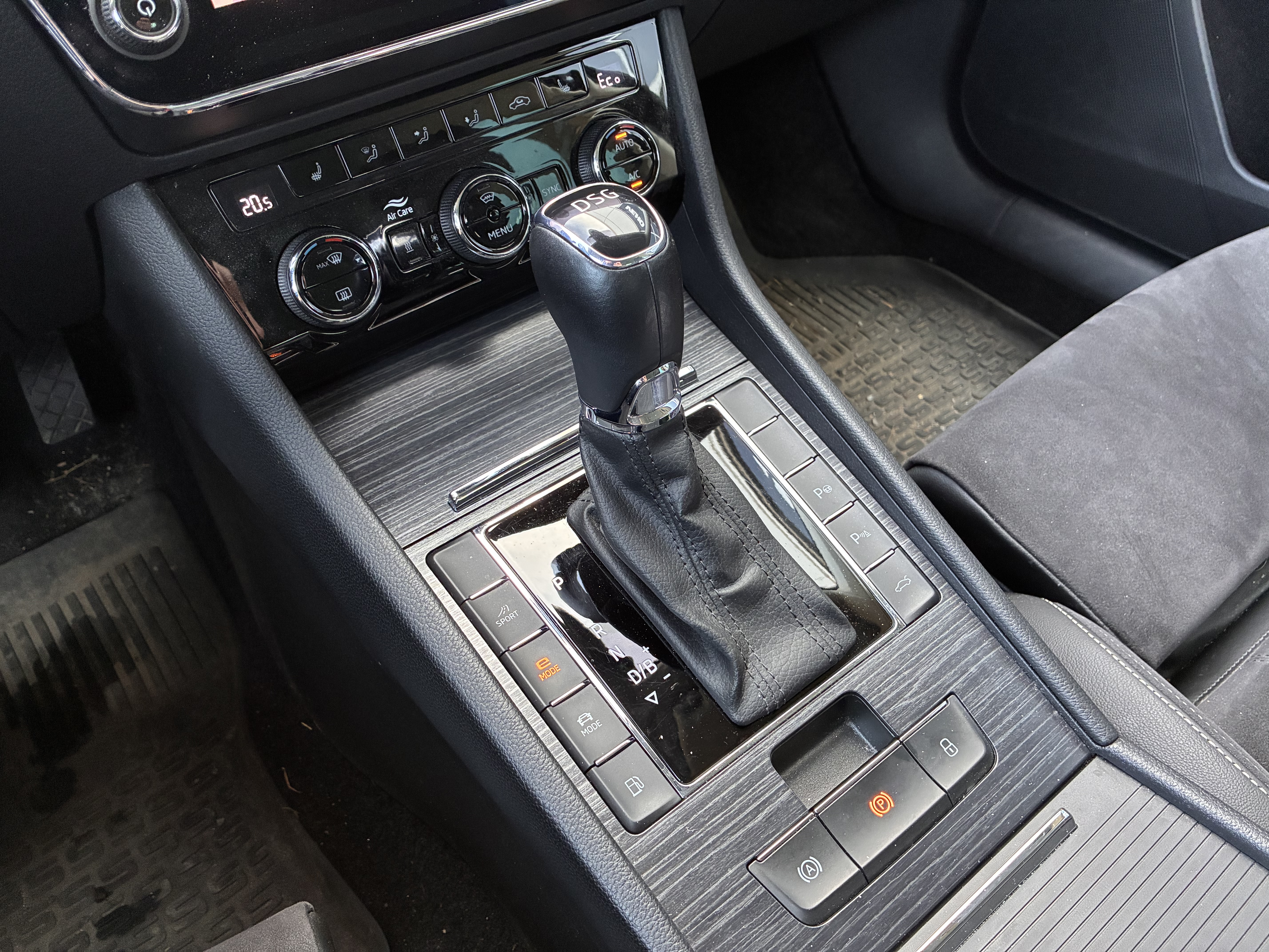 Skoda Superb 2021
