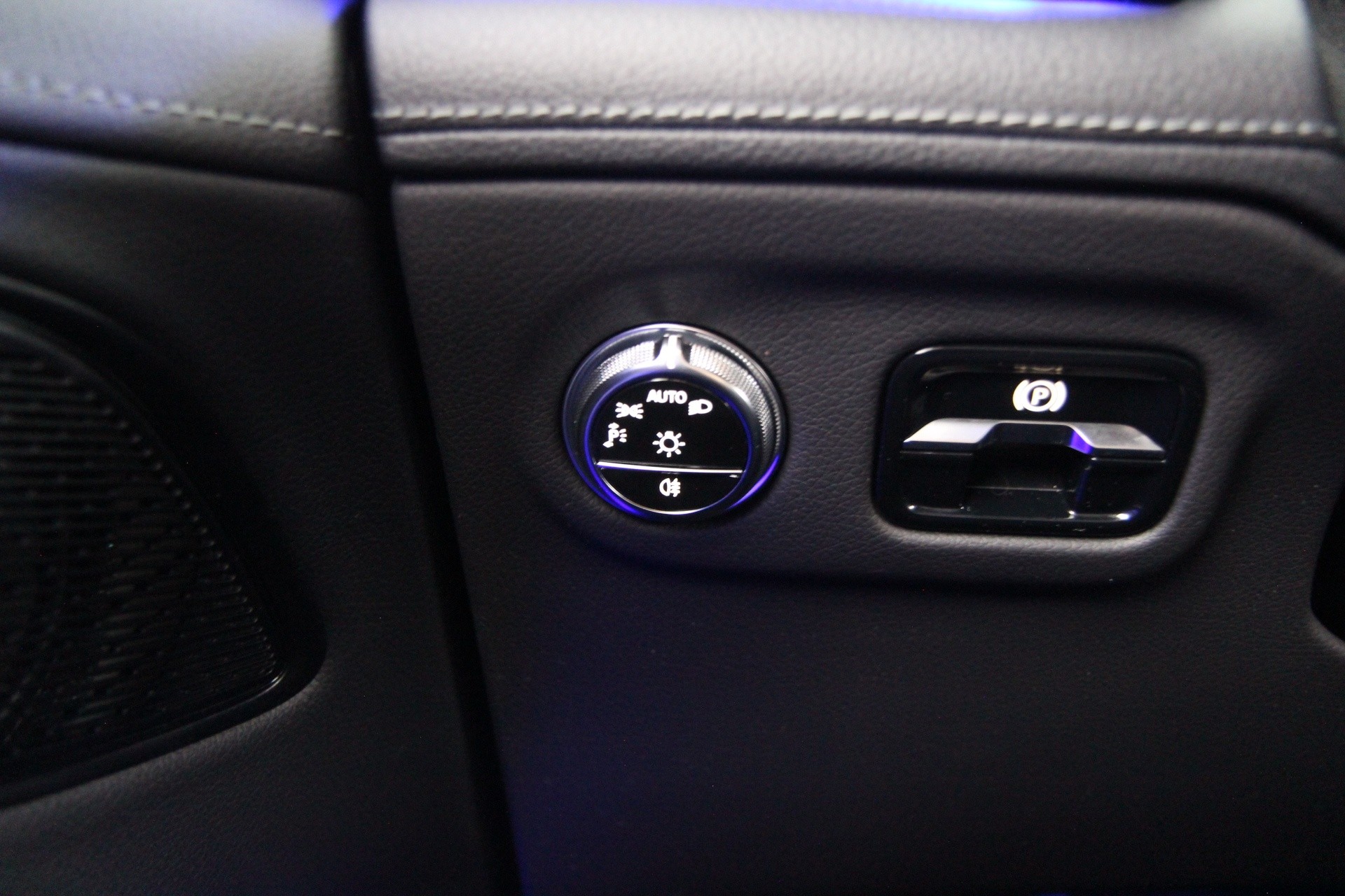 Mercedes-Benz EQS SUV 2023