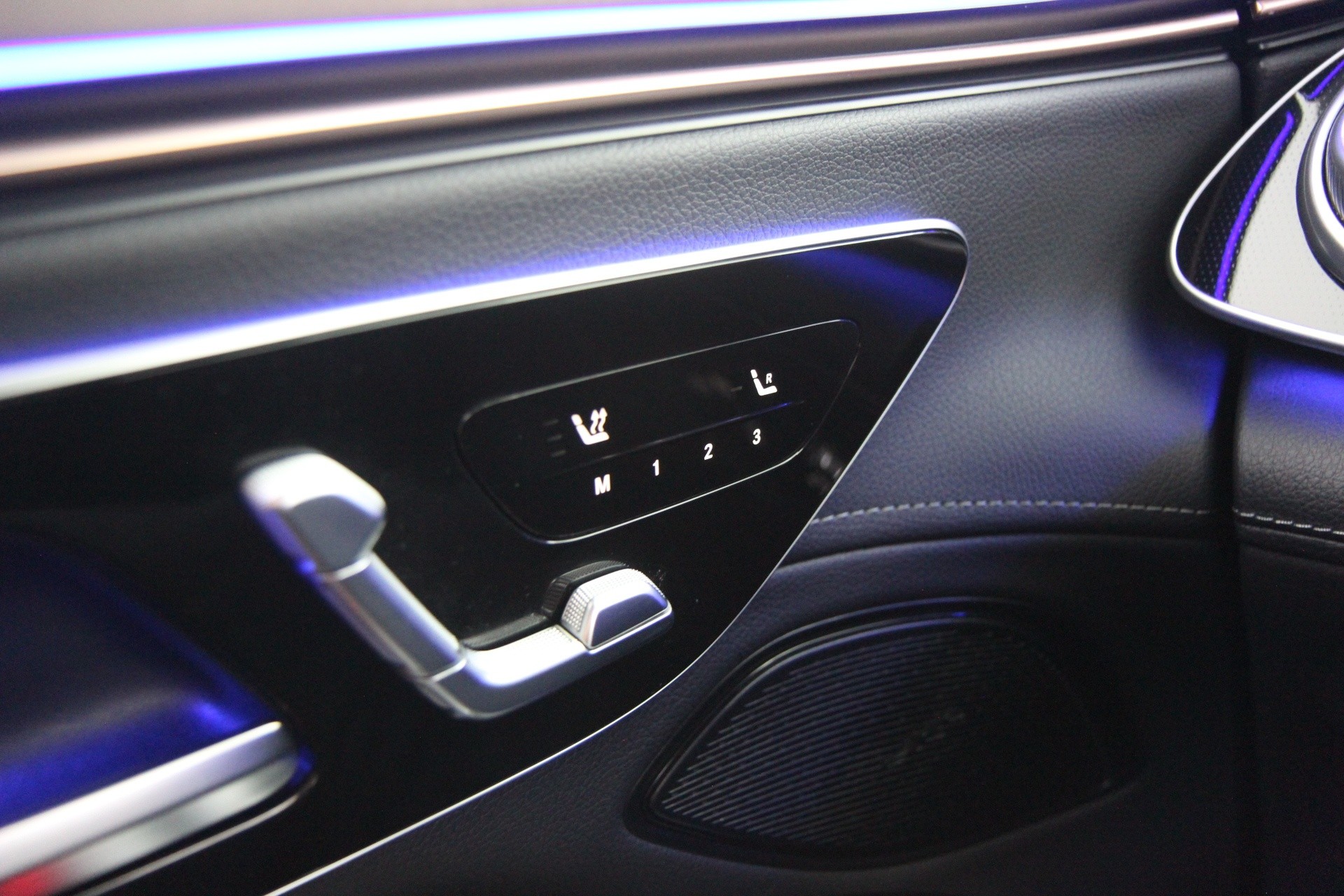 Mercedes-Benz EQS SUV 2023