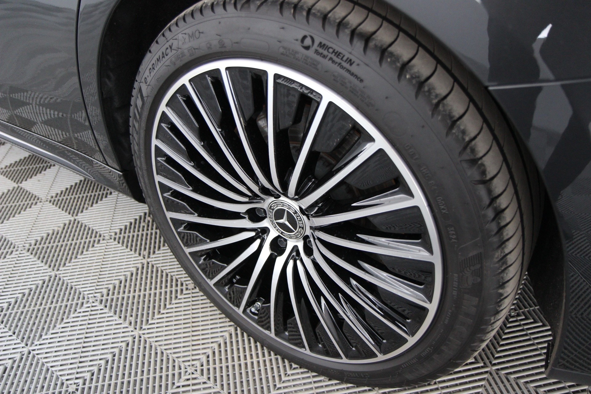 Mercedes-Benz E 2024