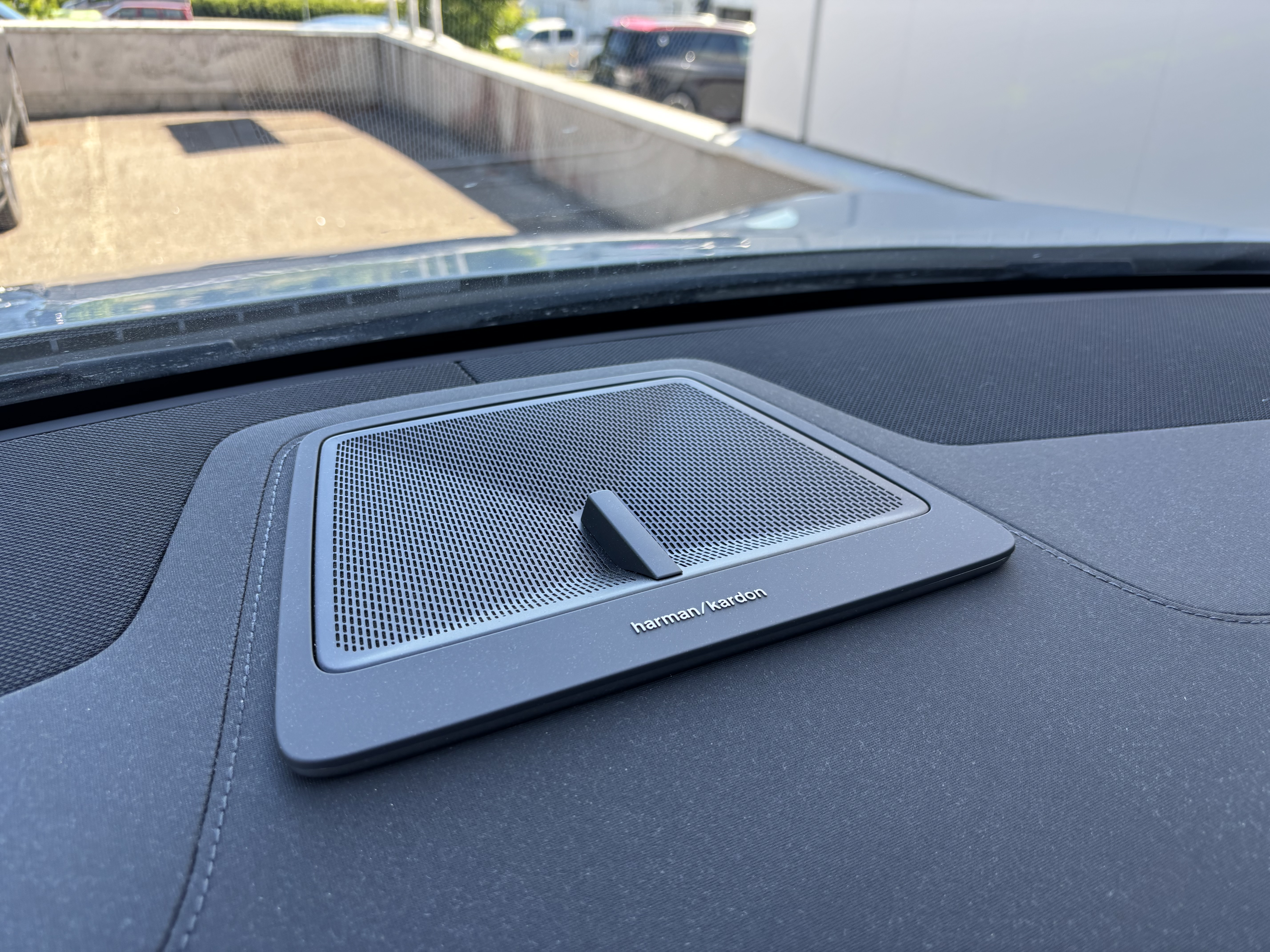 Polestar 4 2025