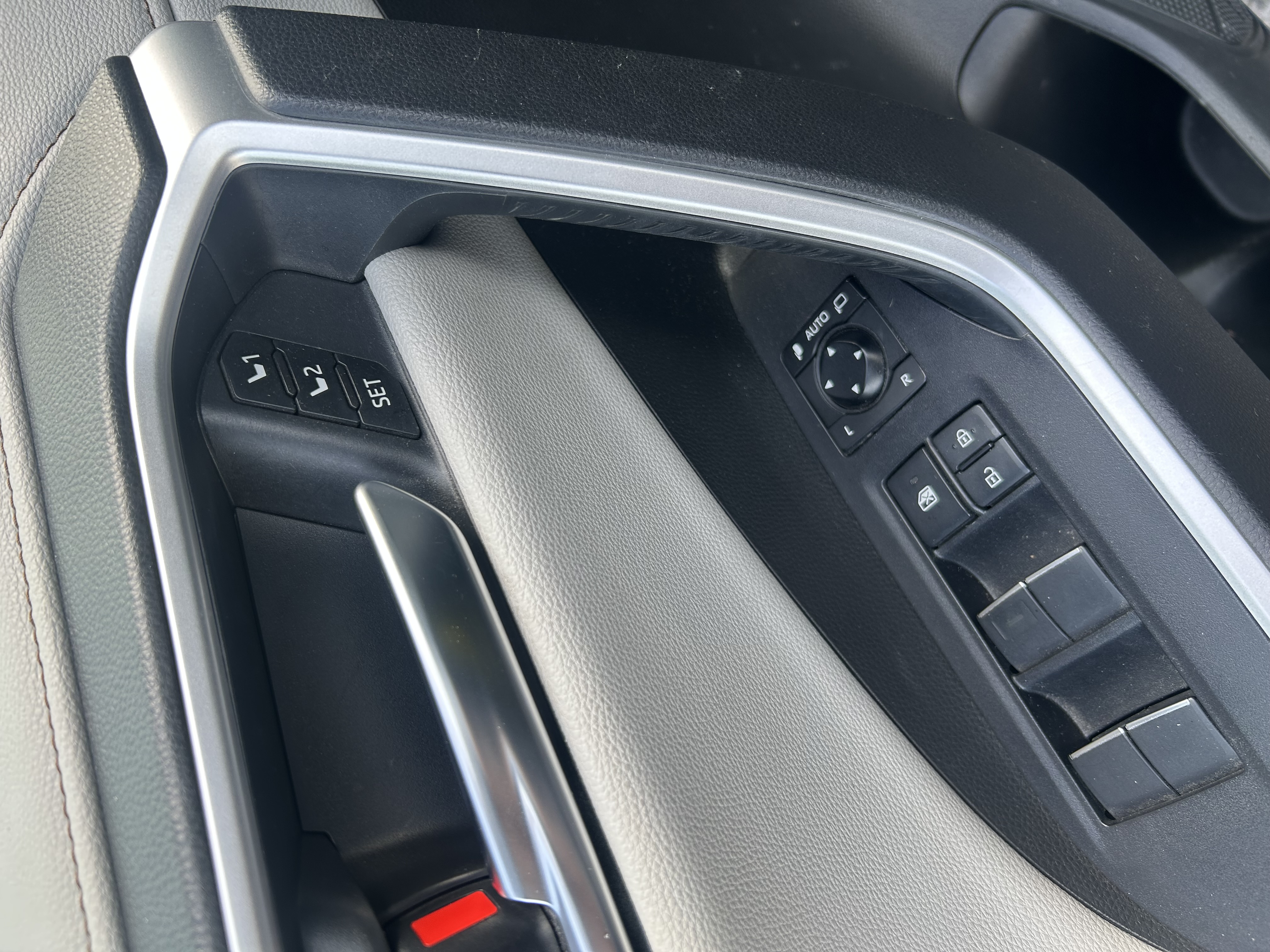 TOYOTA RAV4 2020