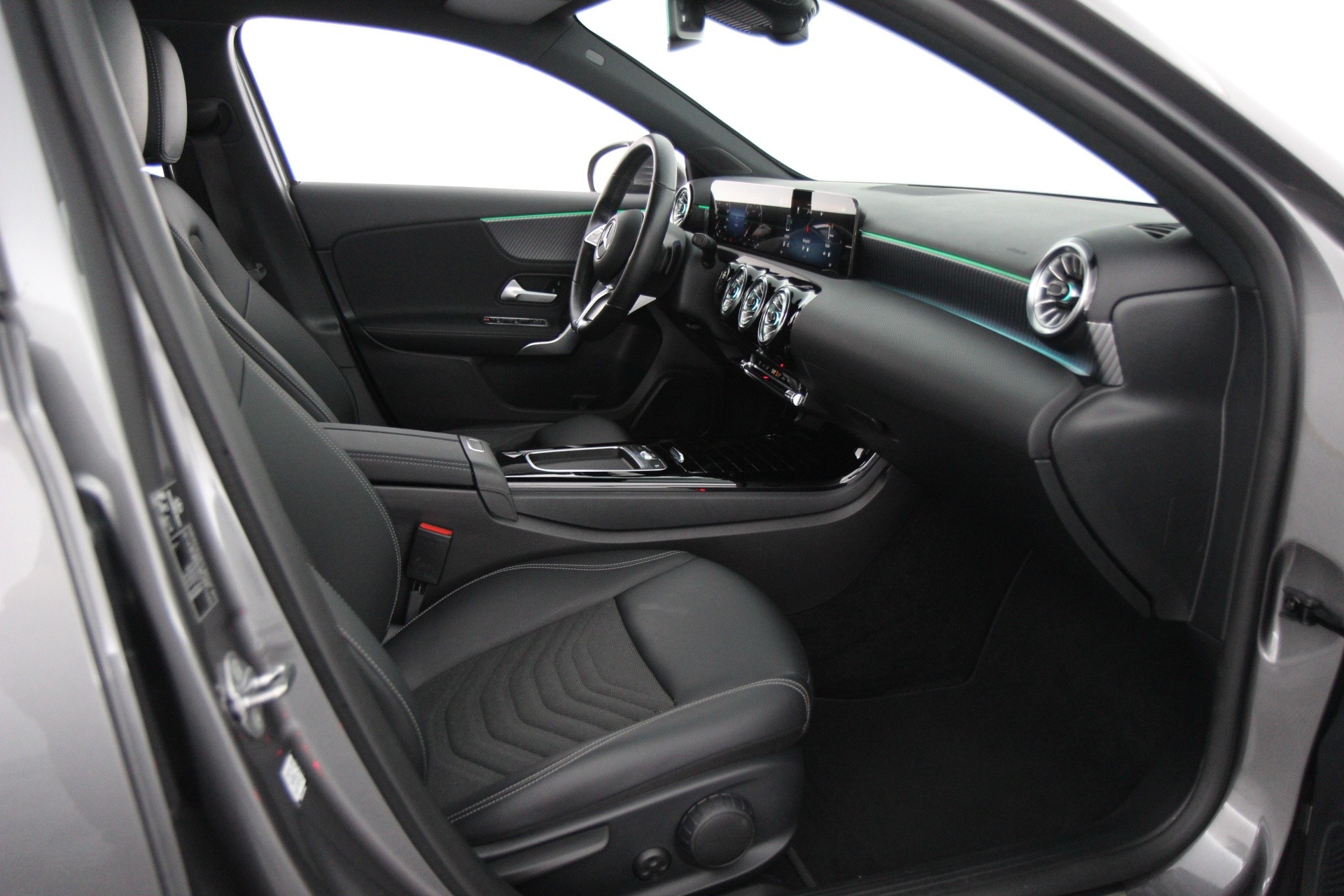 Mercedes-Benz A 2023
