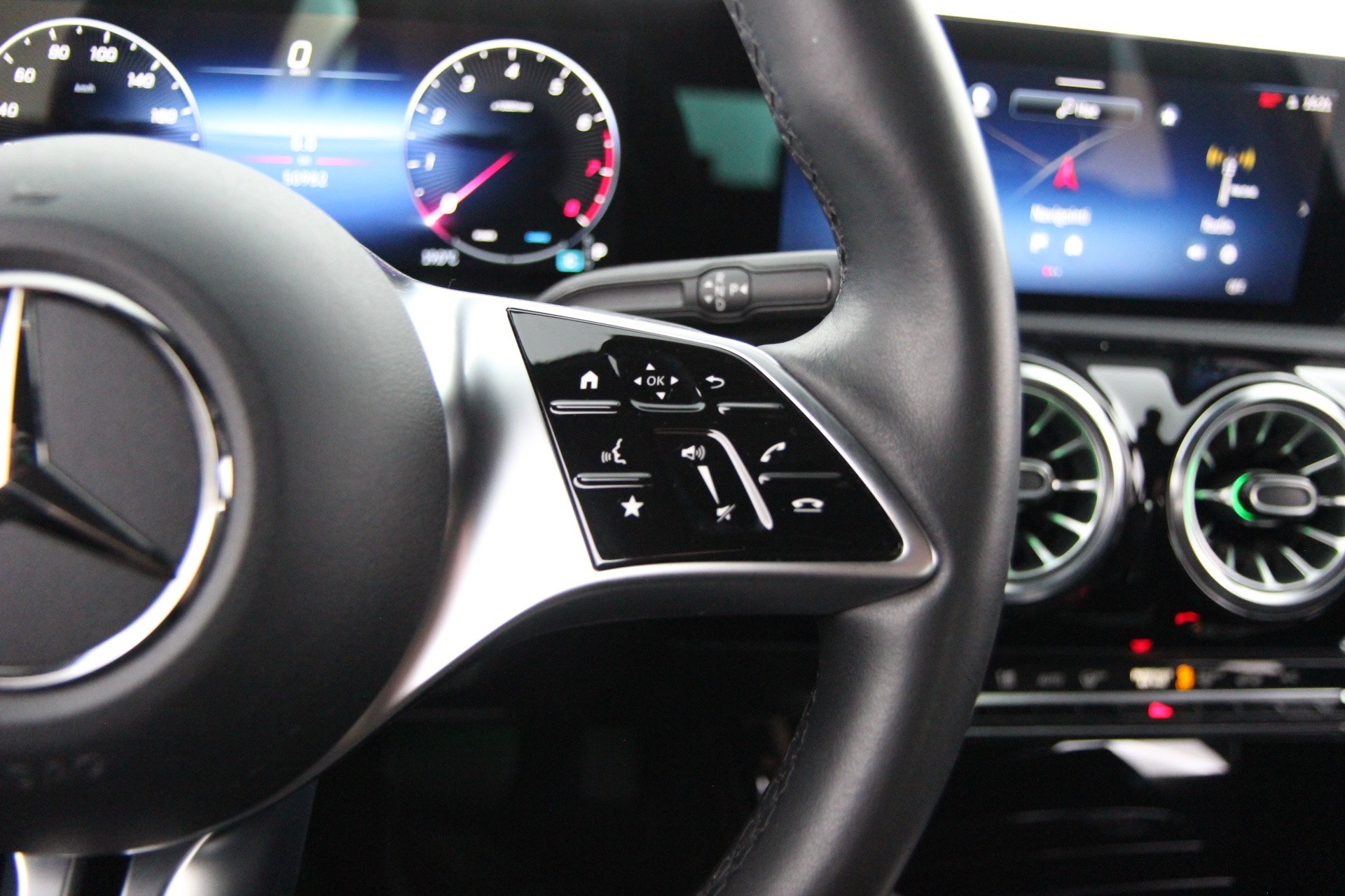 Mercedes-Benz A 2023