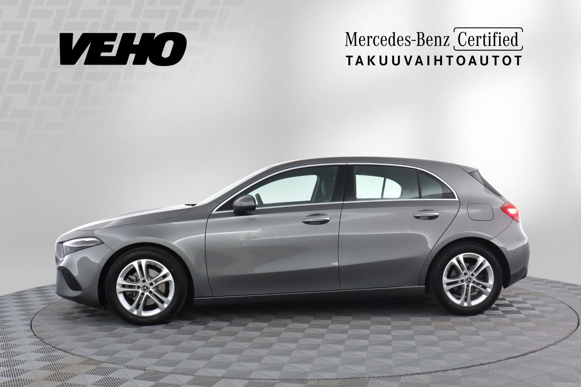 Mercedes-Benz A 2023