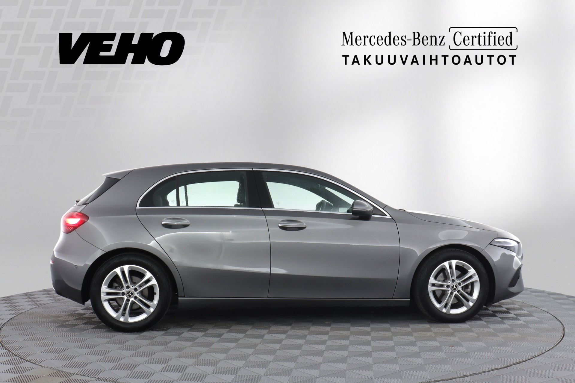 Mercedes-Benz A 2023