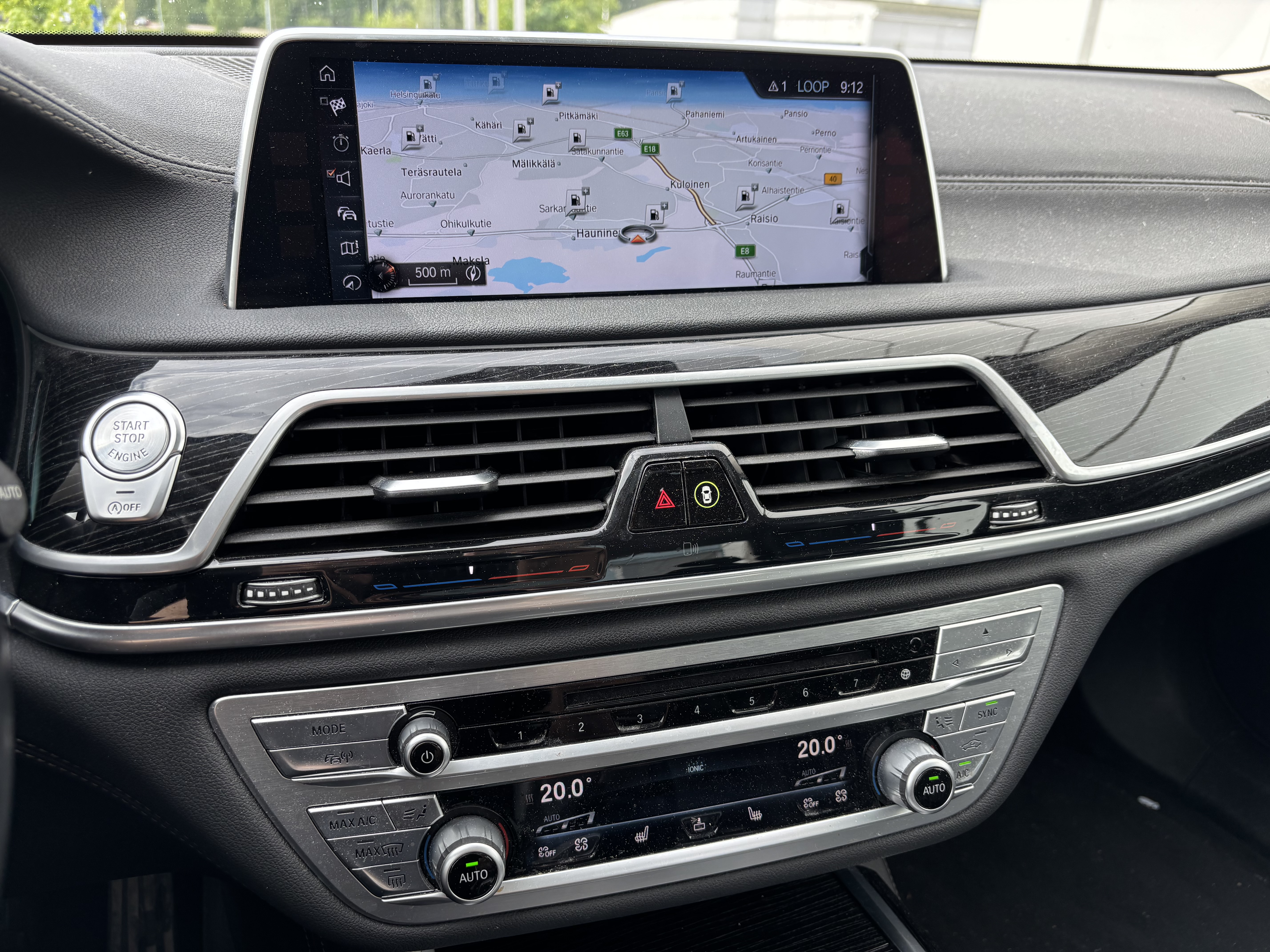 BMW 740 2016