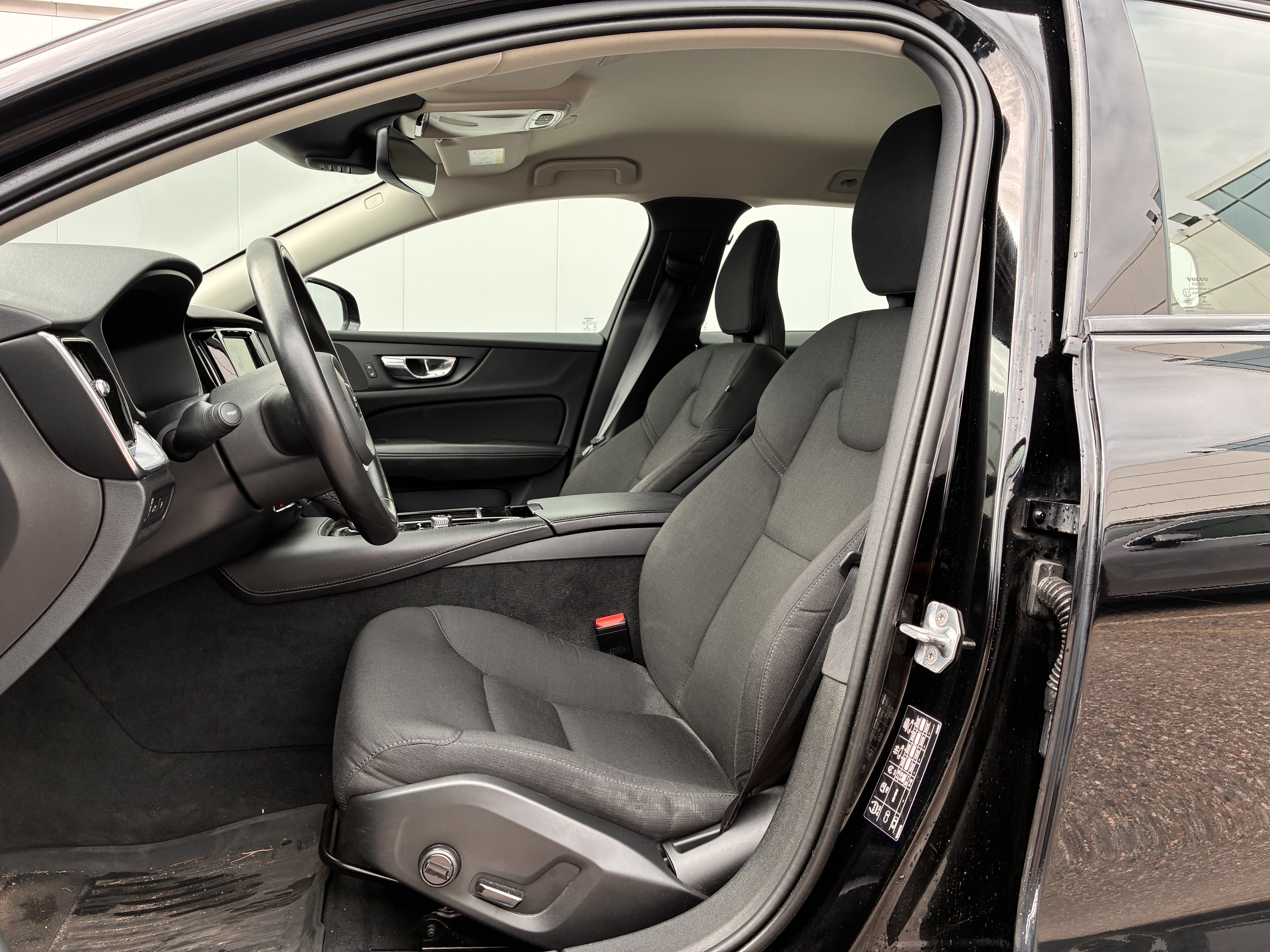Volvo V60 2020