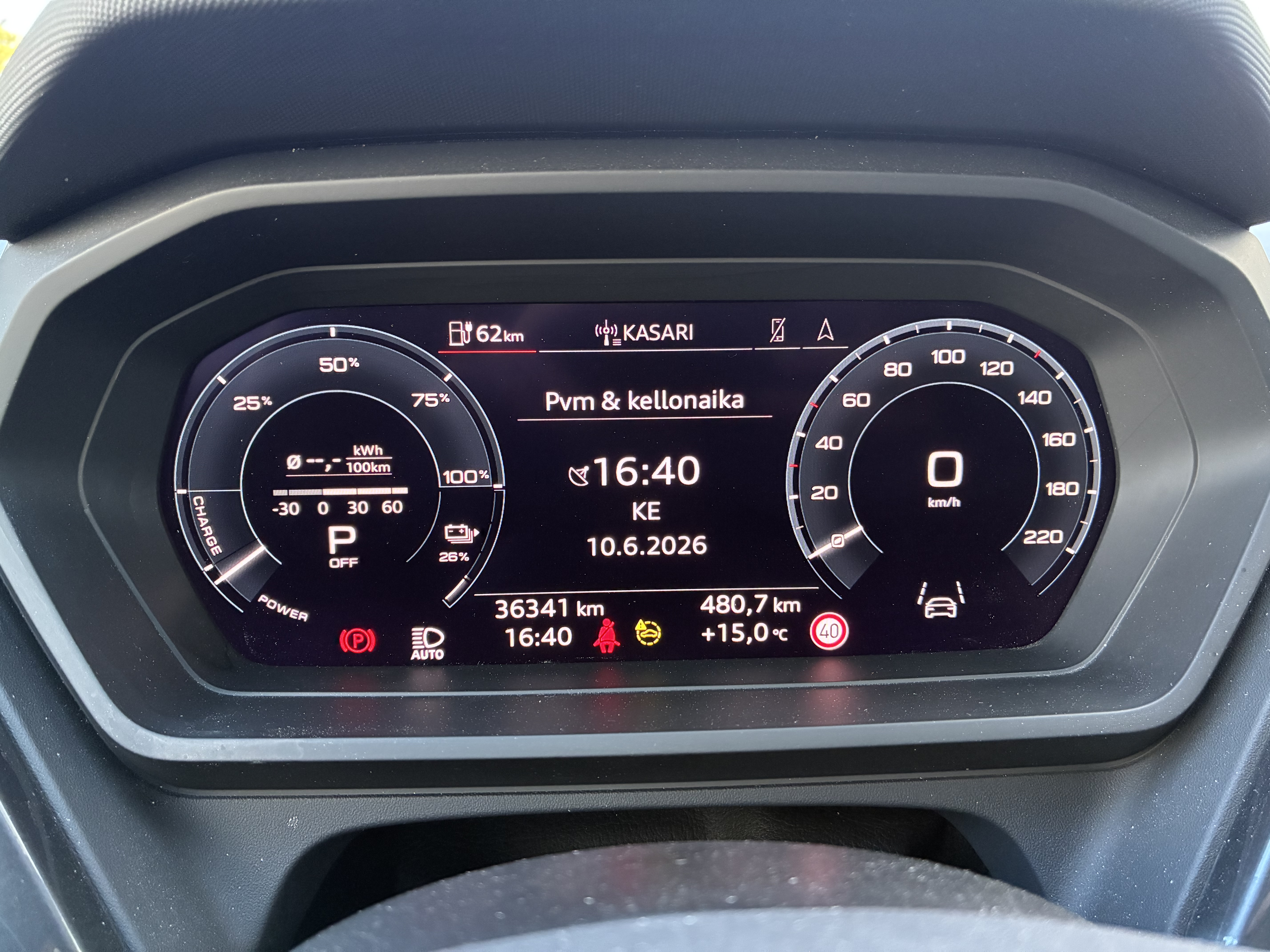 AUDI Q4 e-tron 2022