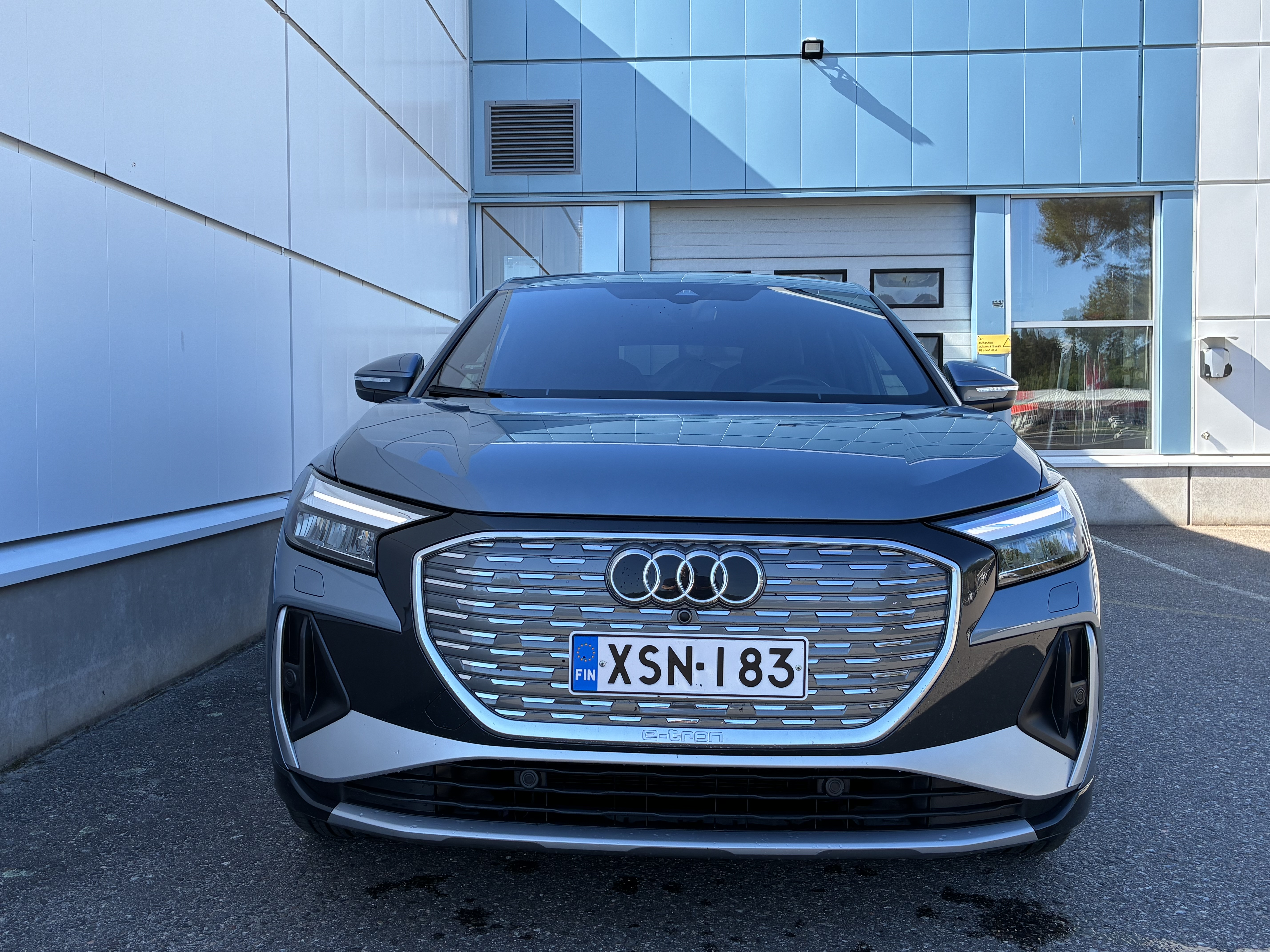 AUDI Q4 e-tron 2022