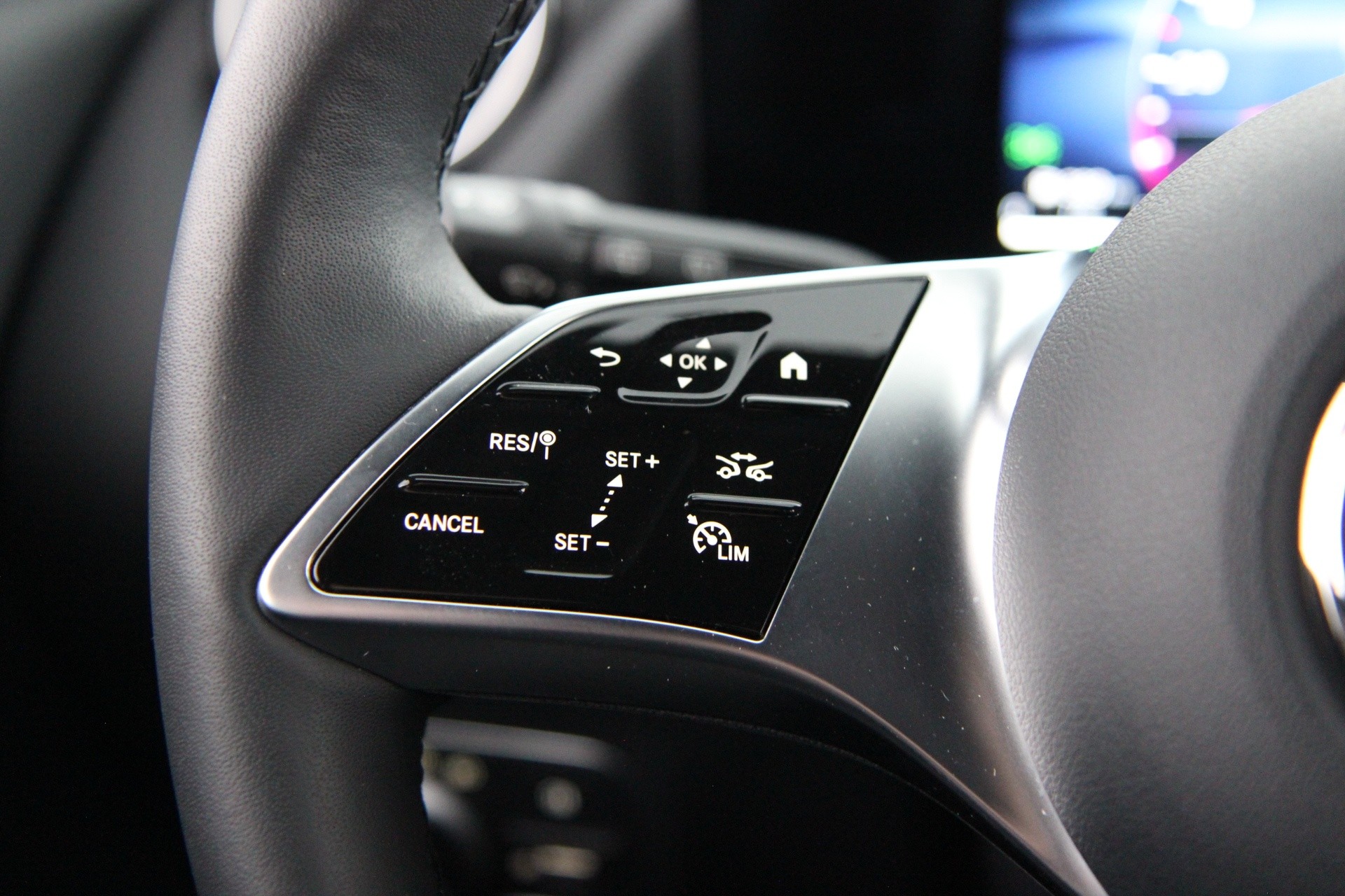 Mercedes-Benz GLA 2025