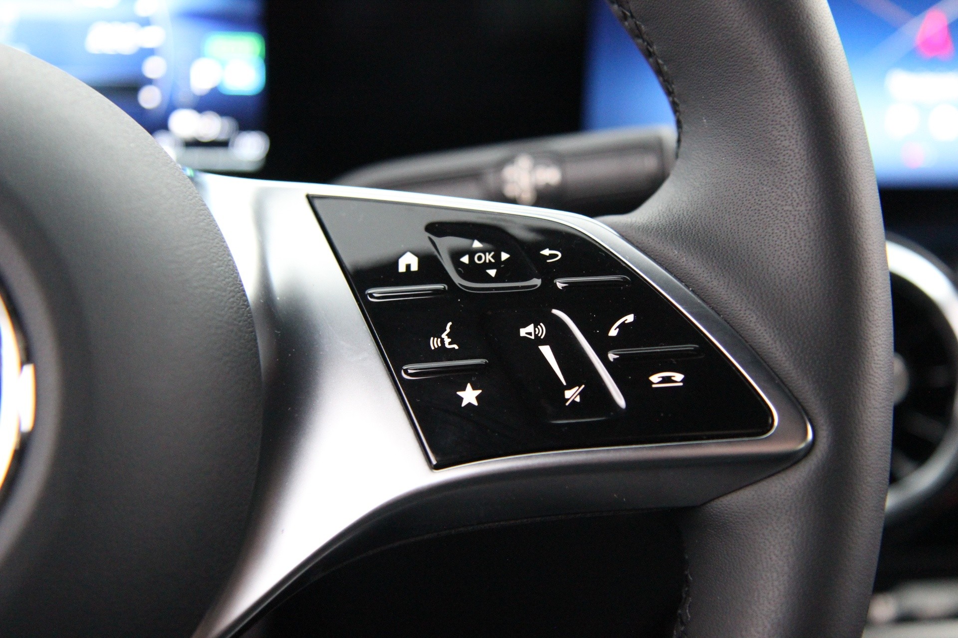 Mercedes-Benz GLA 2025