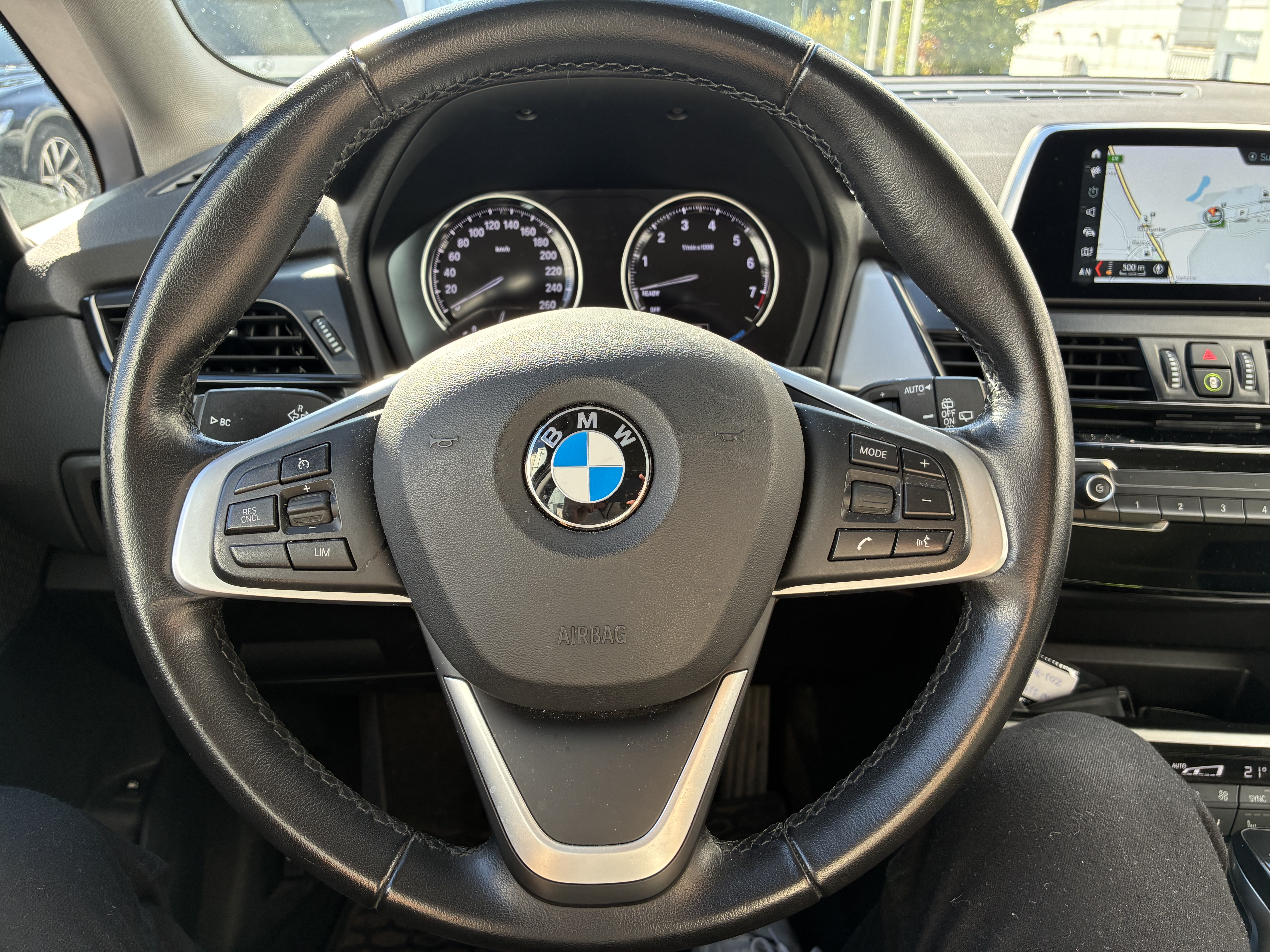 BMW 225 2019