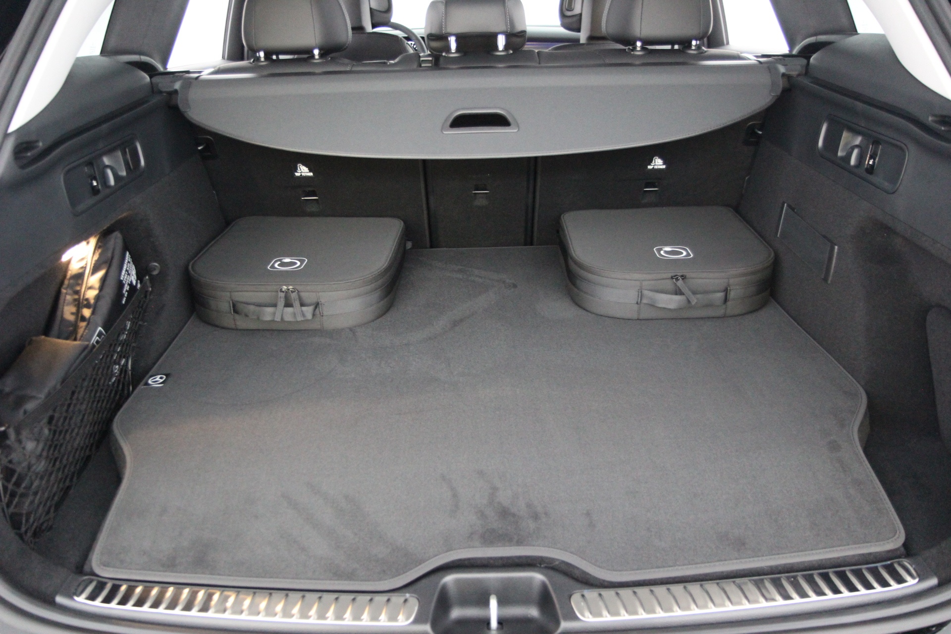 Mercedes-Benz GLC 2025
