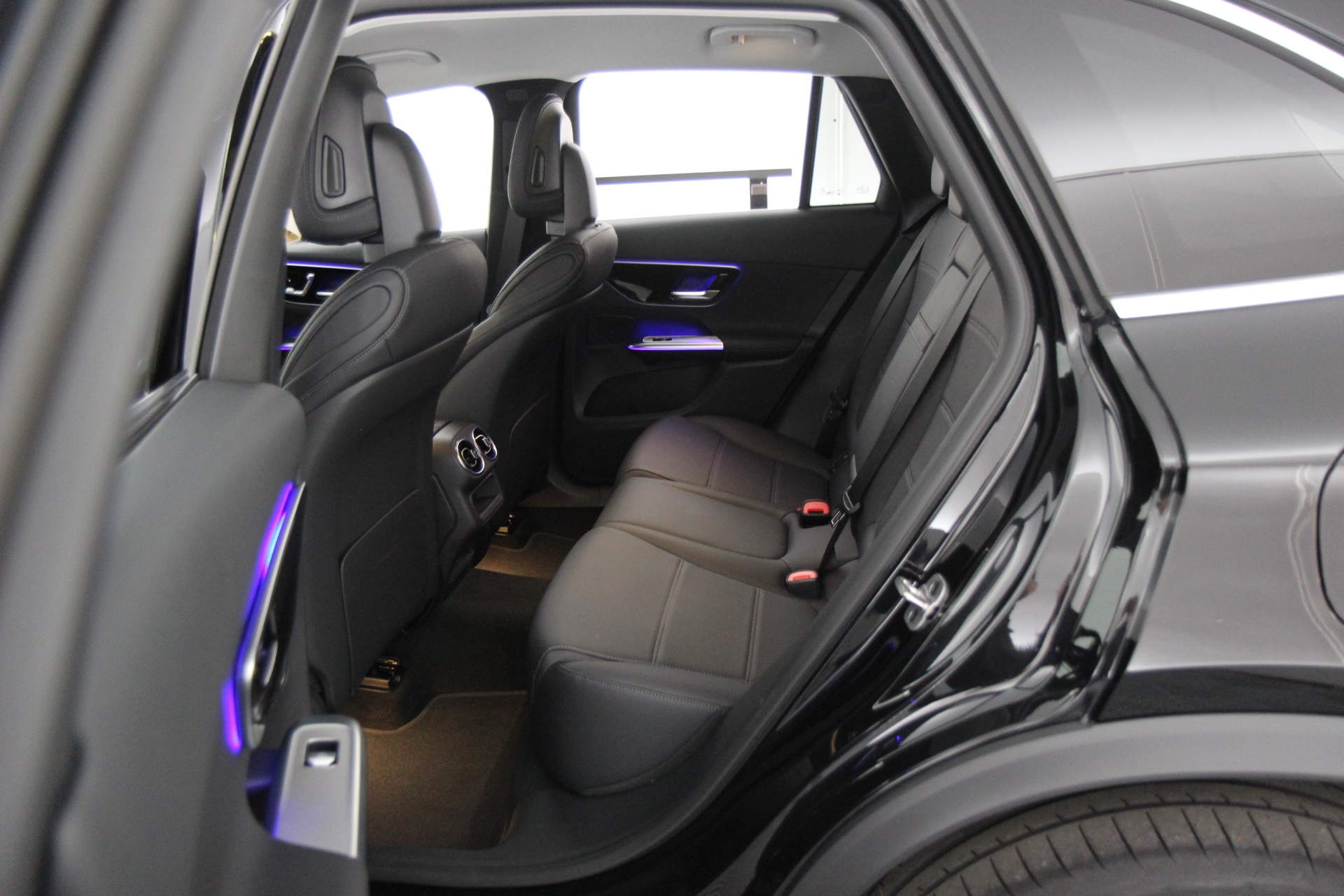Mercedes-Benz GLC 2025