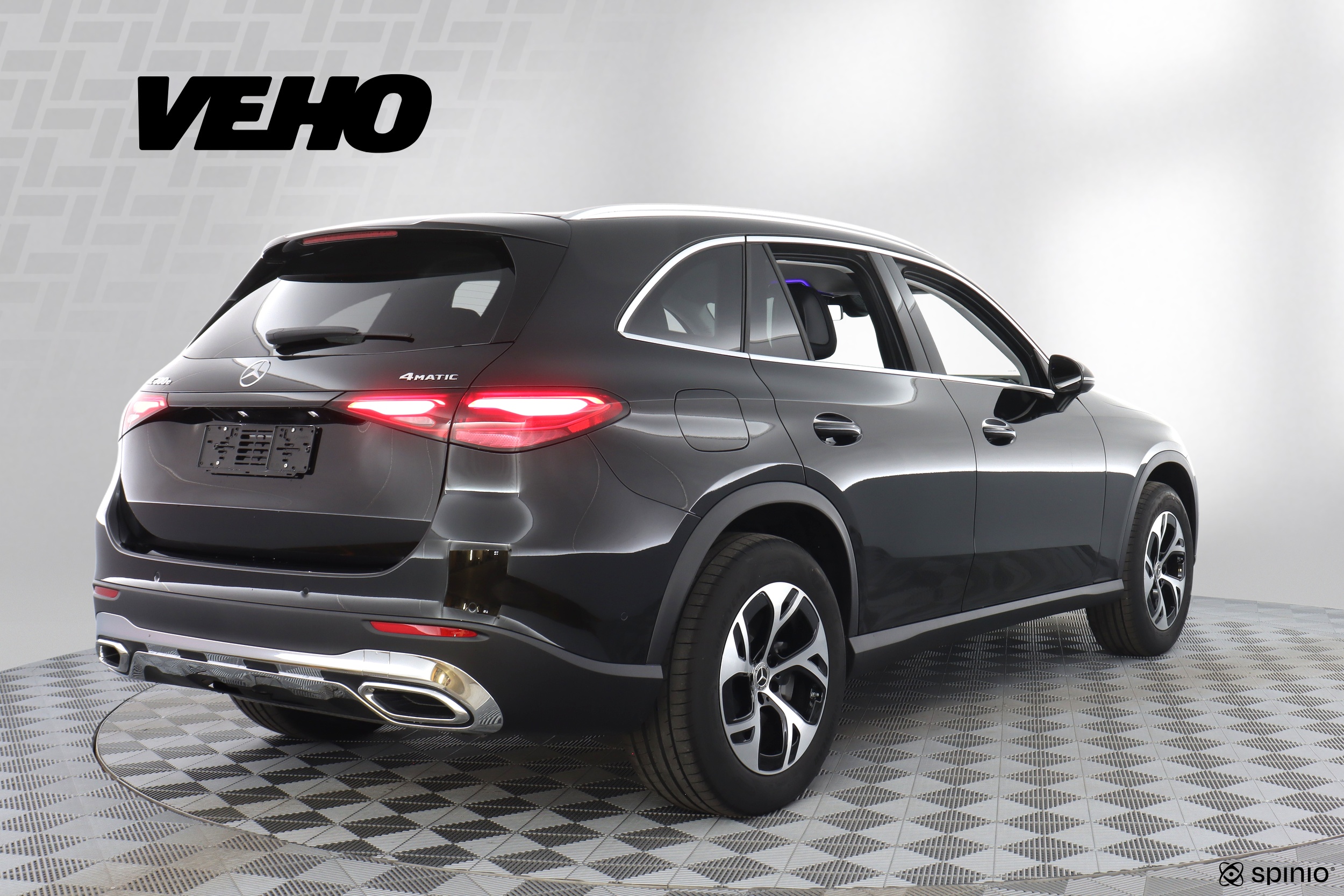 Mercedes-Benz GLC 2025