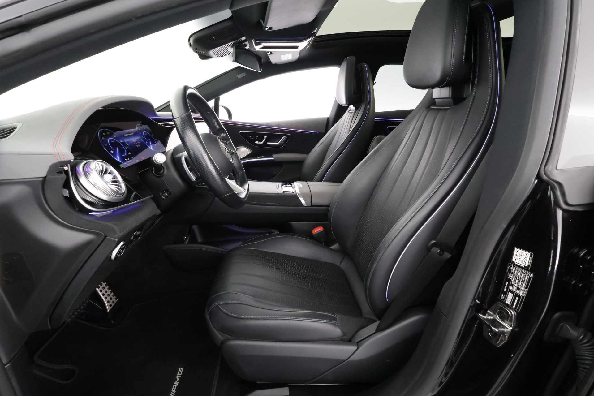 MERCEDES-BENZ EQS 2022