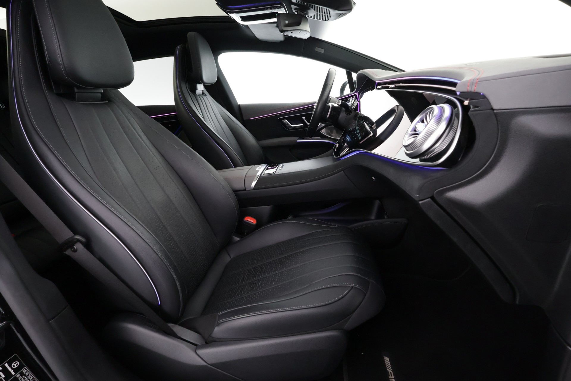 MERCEDES-BENZ EQS 2022