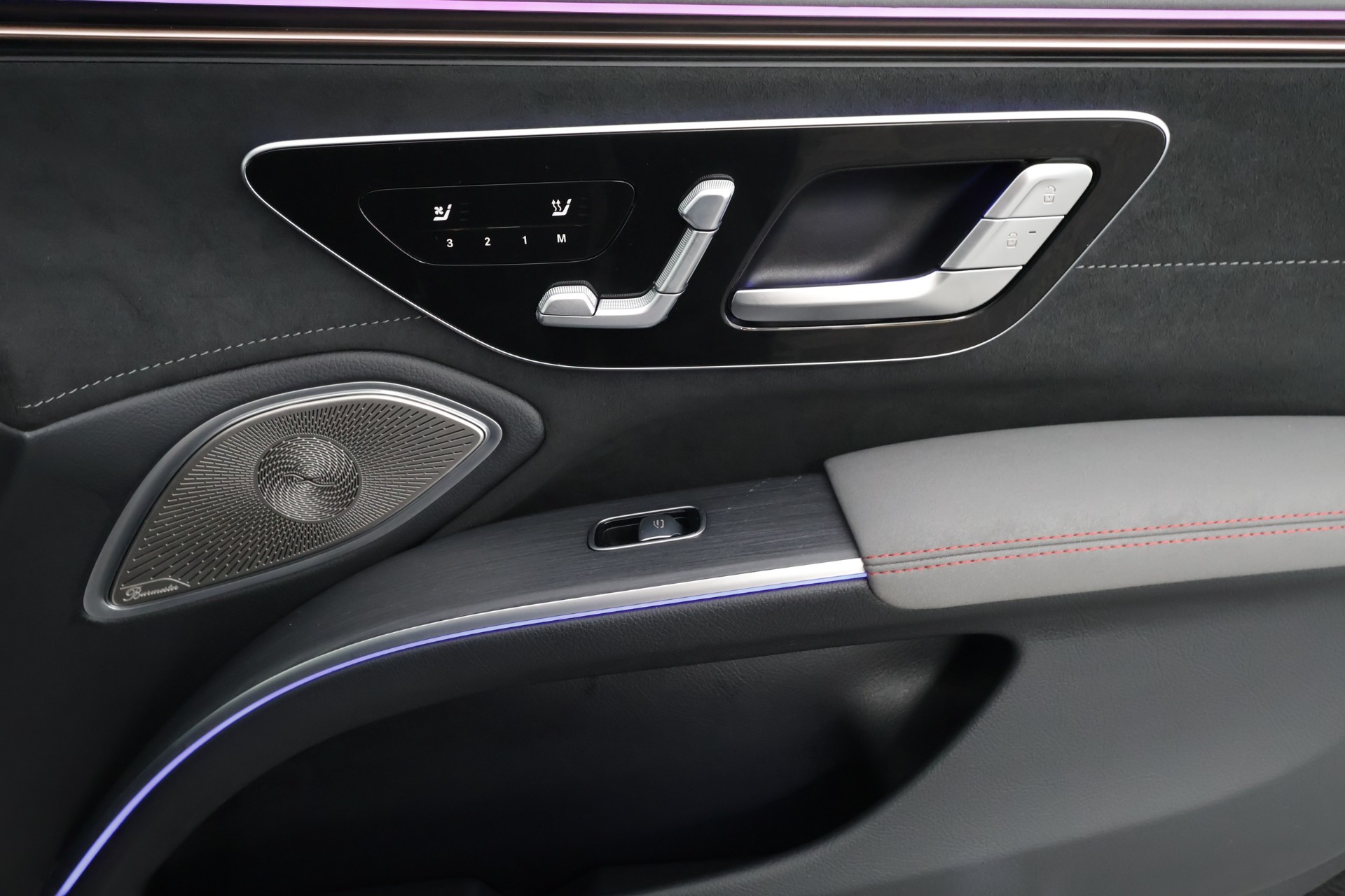 MERCEDES-BENZ EQS 2022