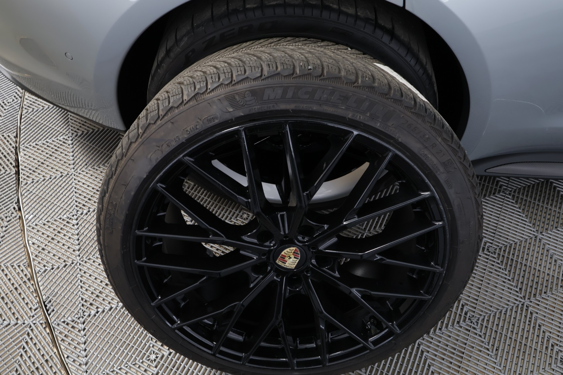 PORSCHE TAYCAN 2020