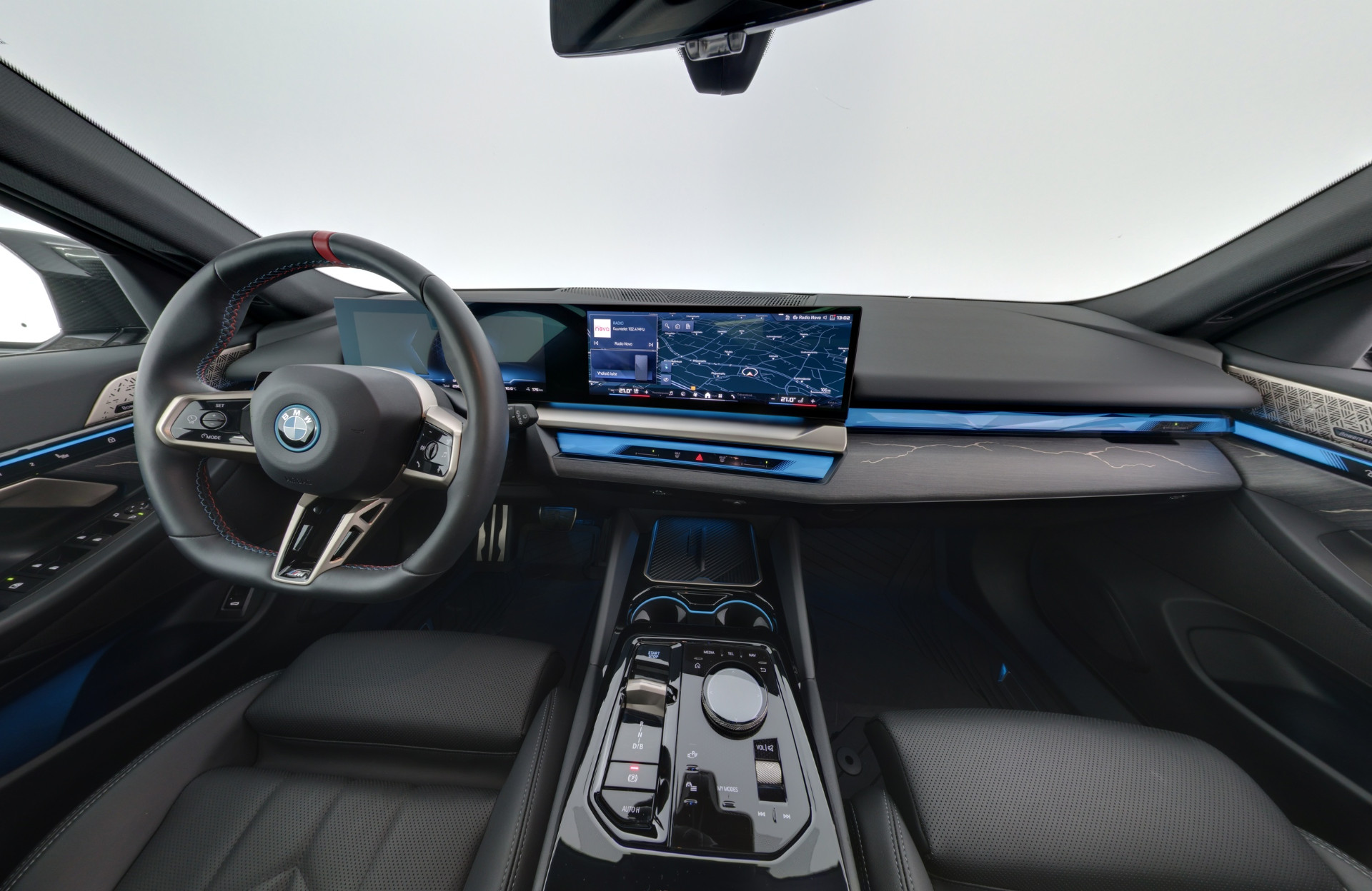 BMW i5 2024