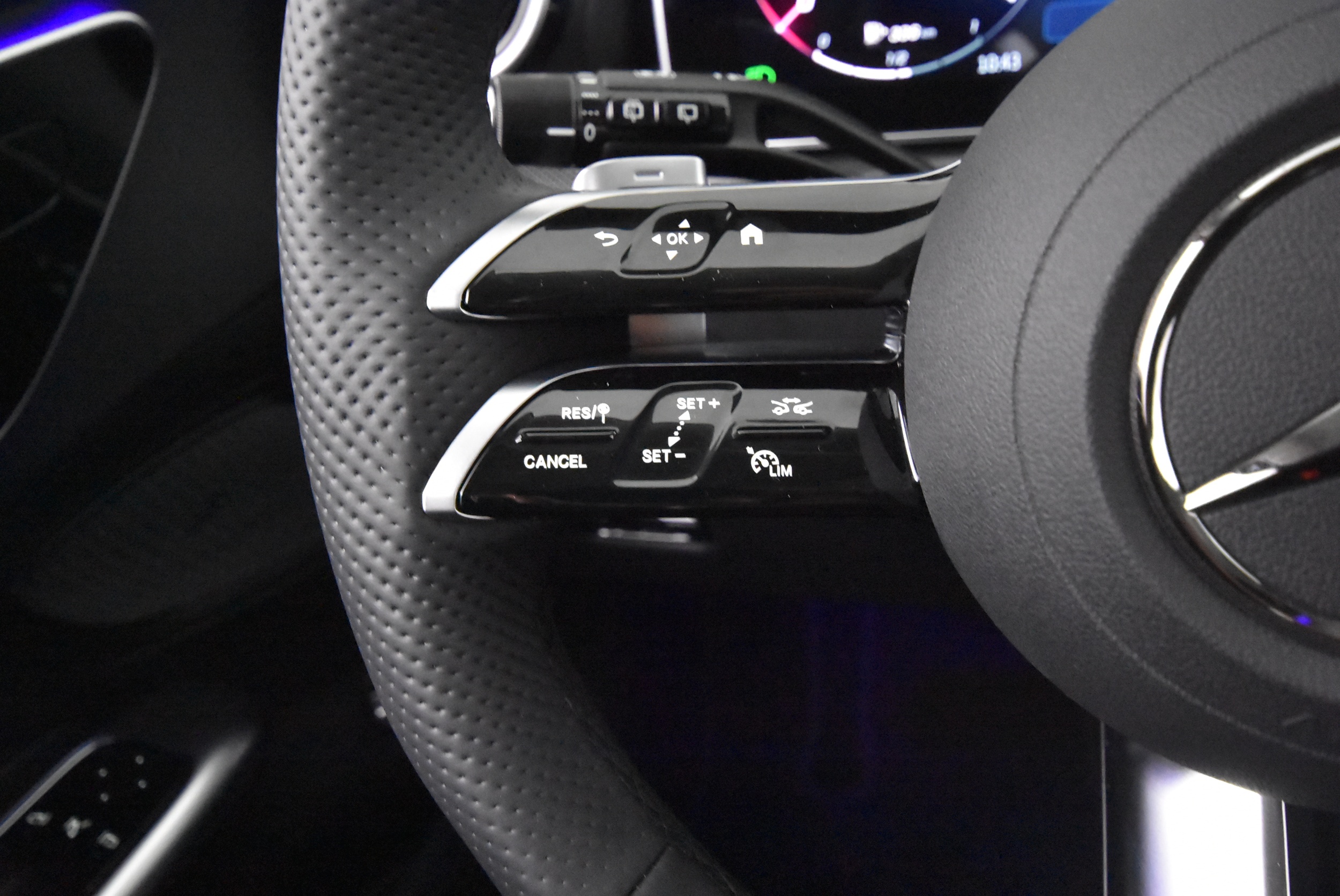 Mercedes-Benz C 2024