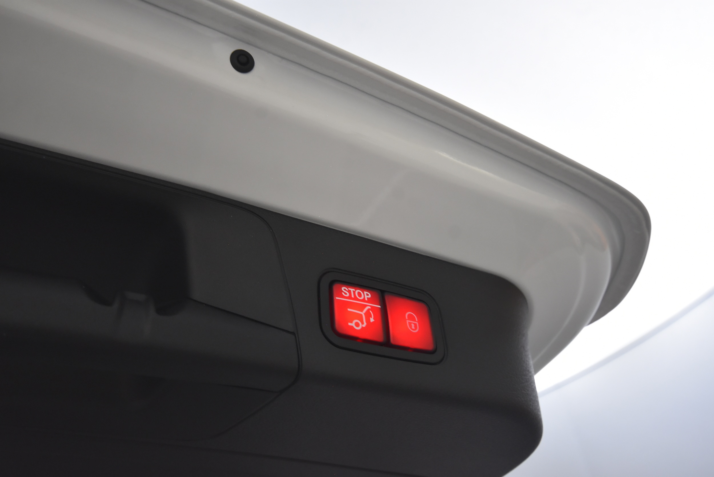 Mercedes-Benz EQB 2024