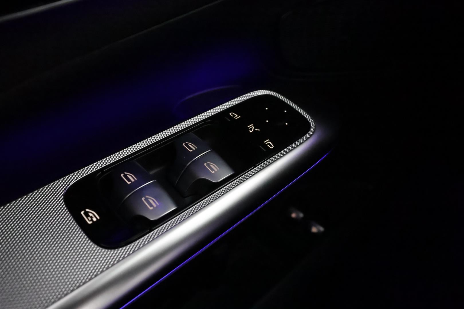 Mercedes-Benz GLC 2025