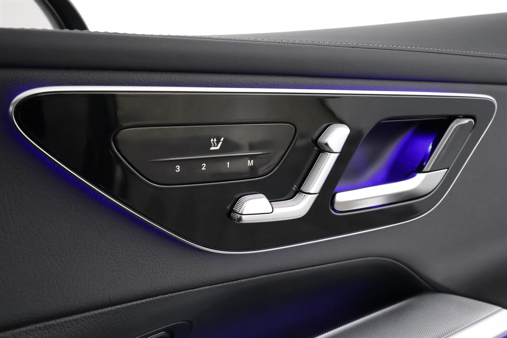 Mercedes-Benz GLC 2025