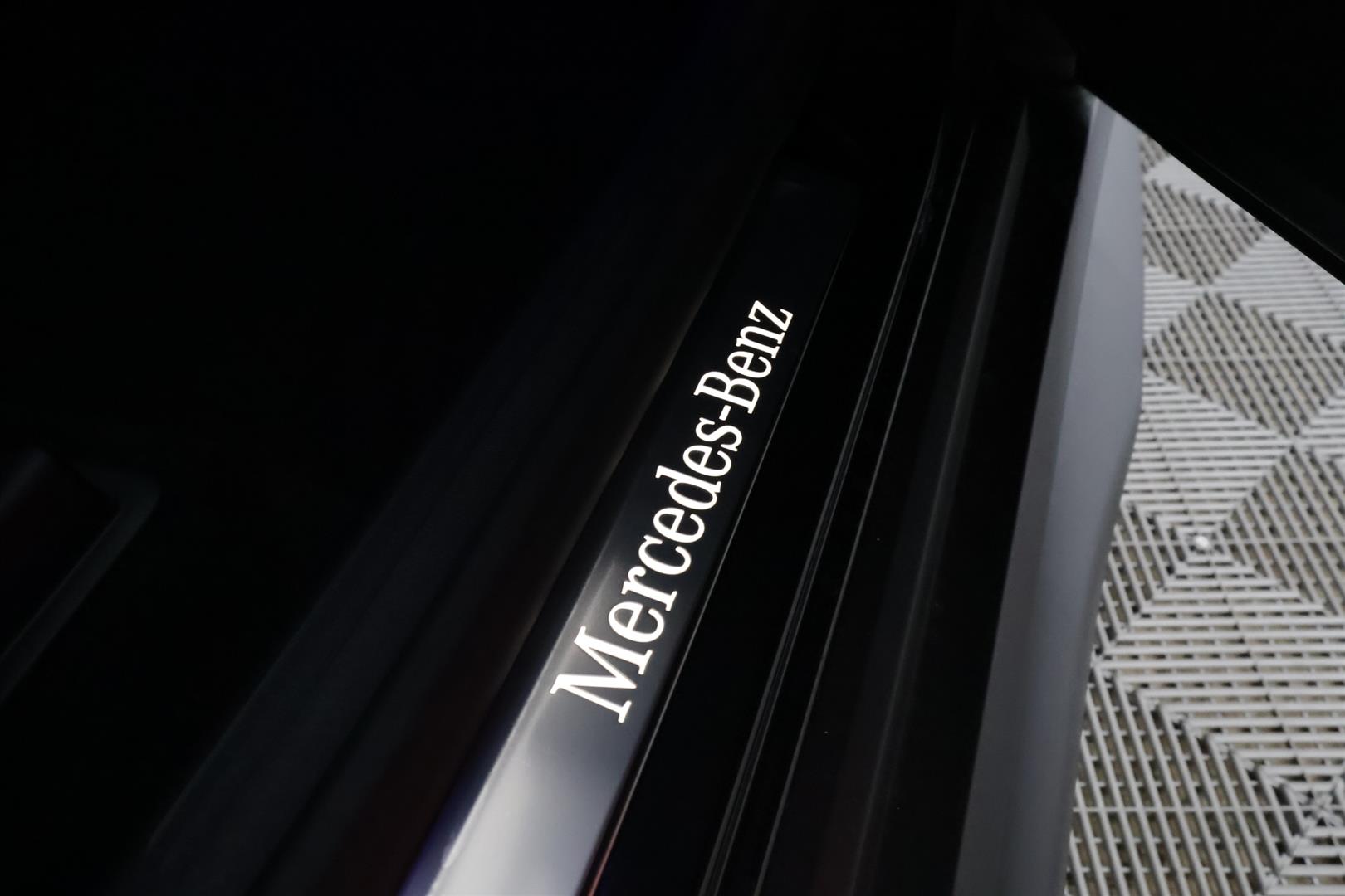 Mercedes-Benz GLC 2025