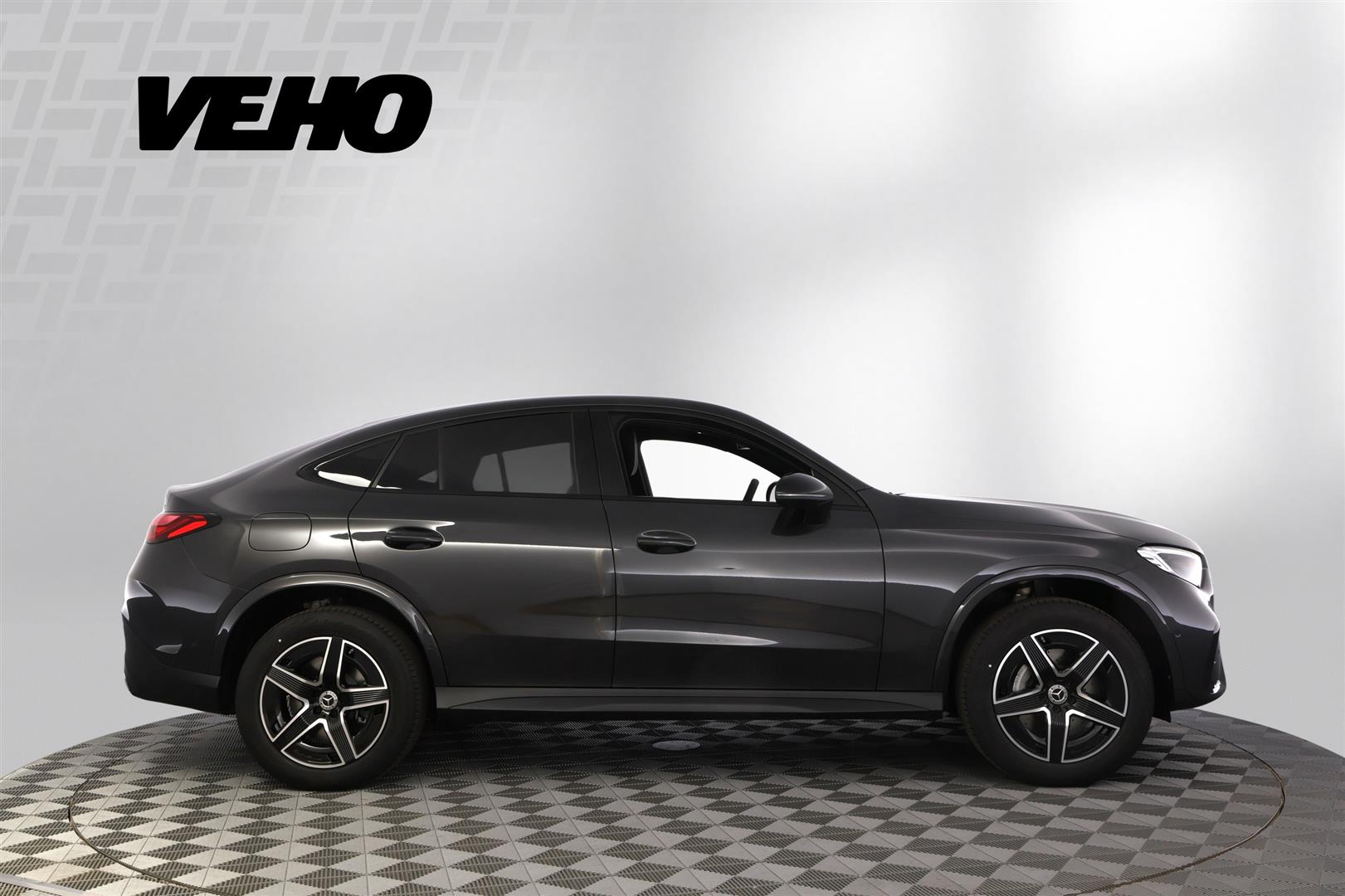 Mercedes-Benz GLC 2025