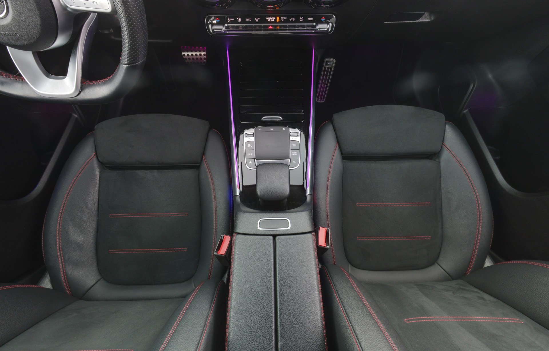 Mercedes-Benz GLB 2020