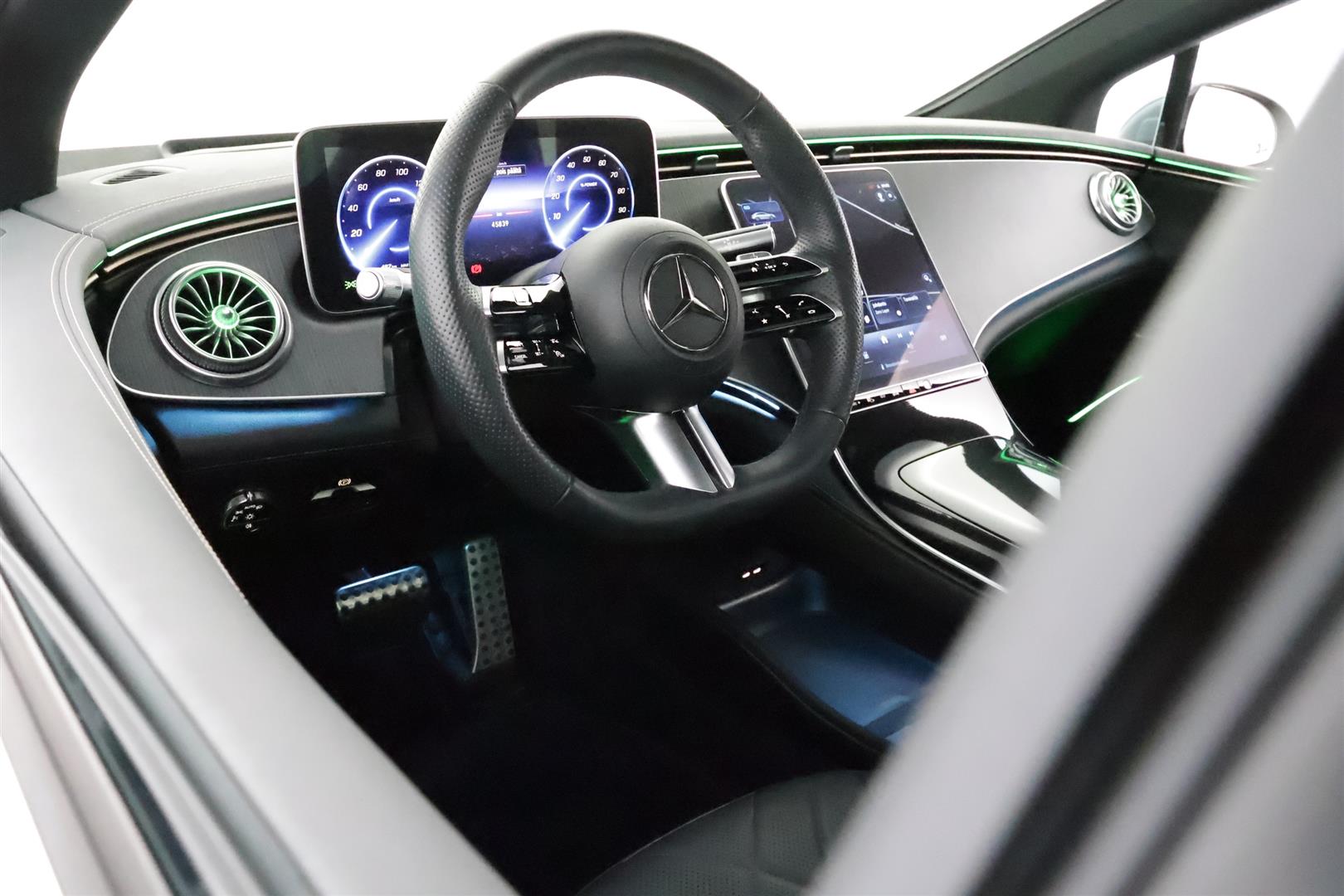 Mercedes-Benz EQS 2023