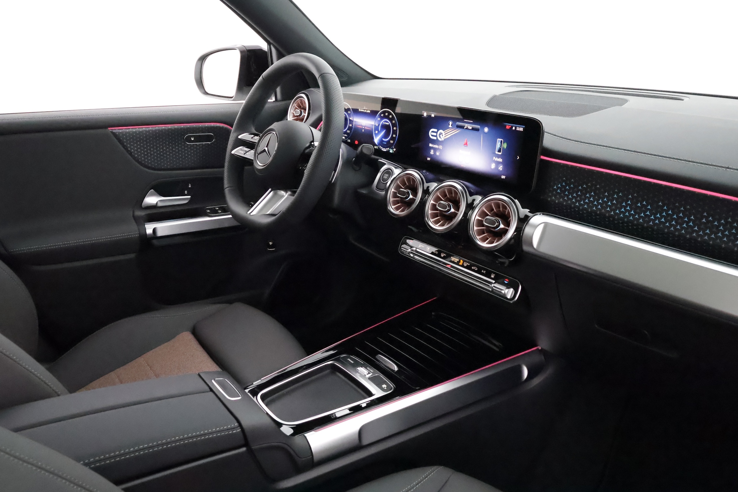 Mercedes-Benz EQB 2025