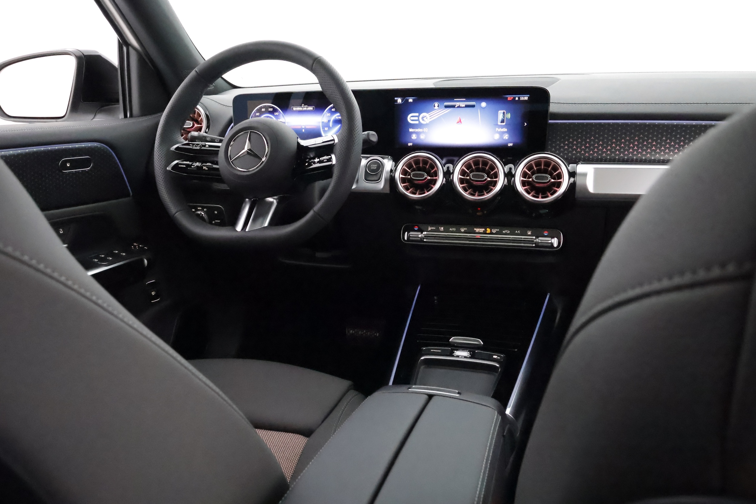 Mercedes-Benz EQB 2025