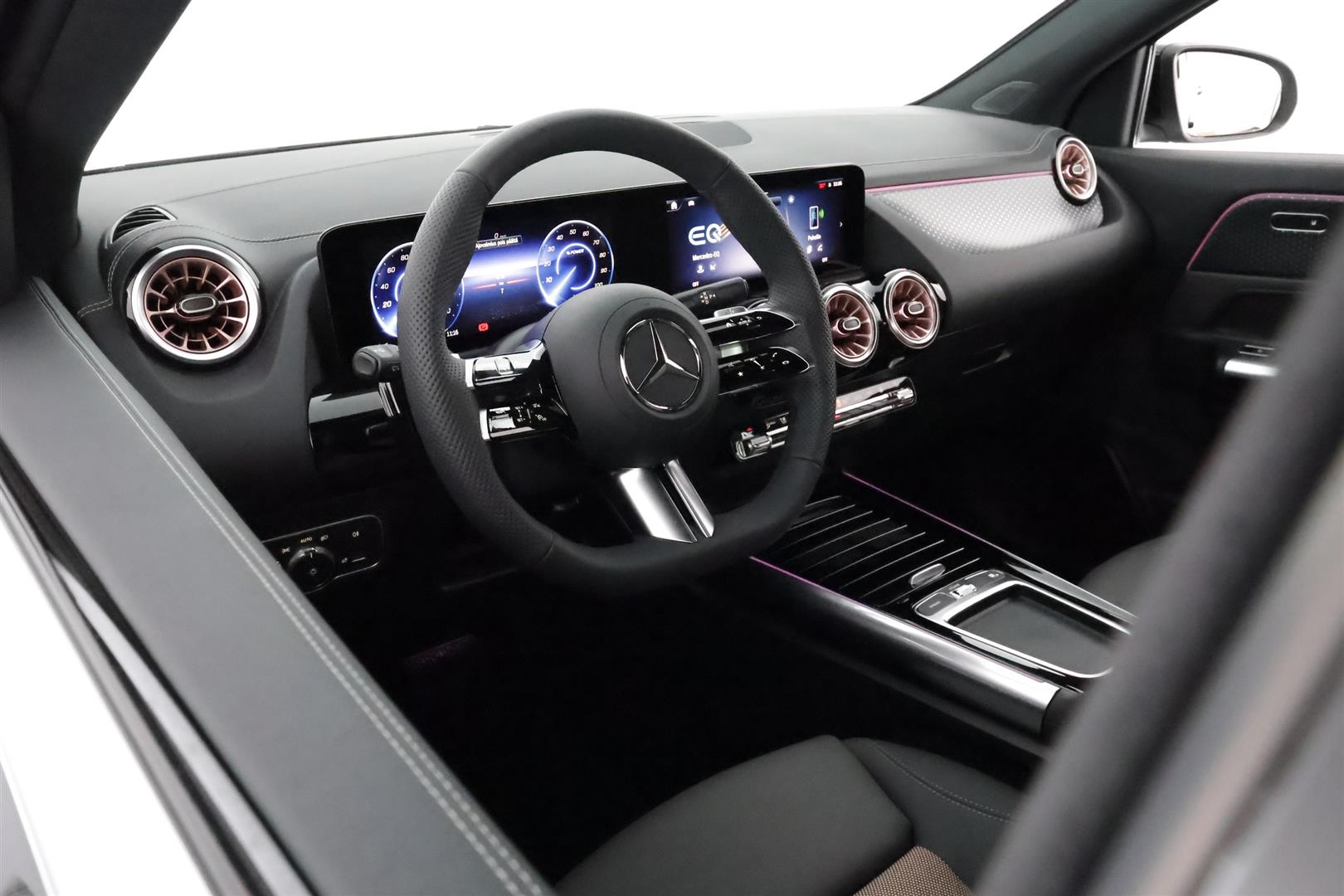 Mercedes-Benz EQA 2025