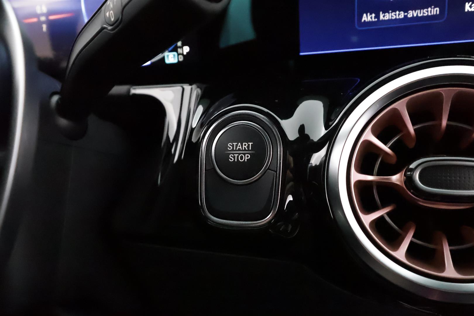 Mercedes-Benz EQA 2025