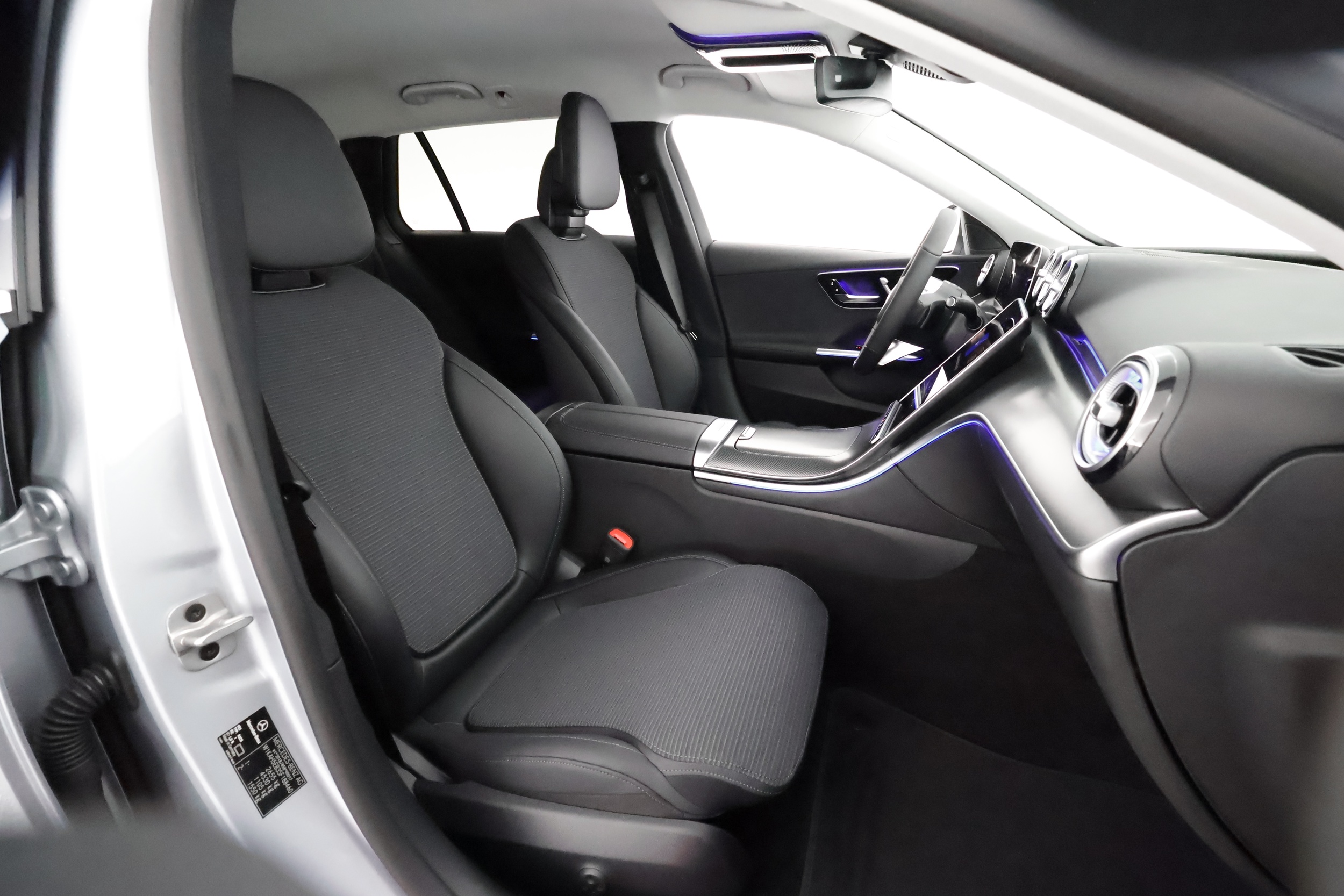 Mercedes-Benz C 2025