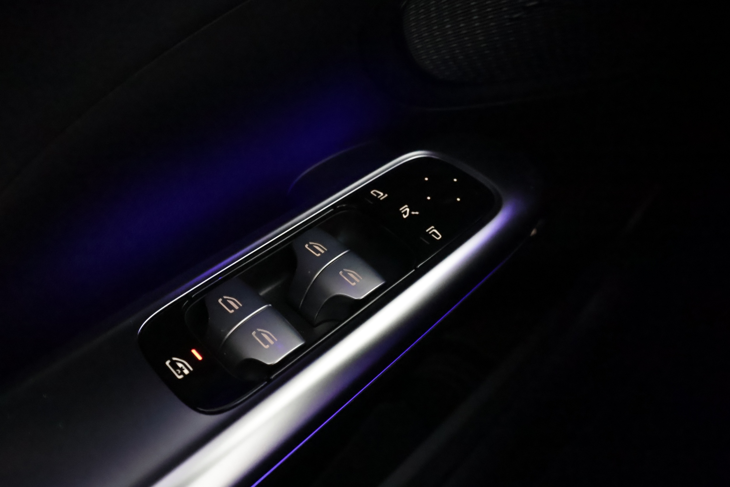 Mercedes-Benz C 2025